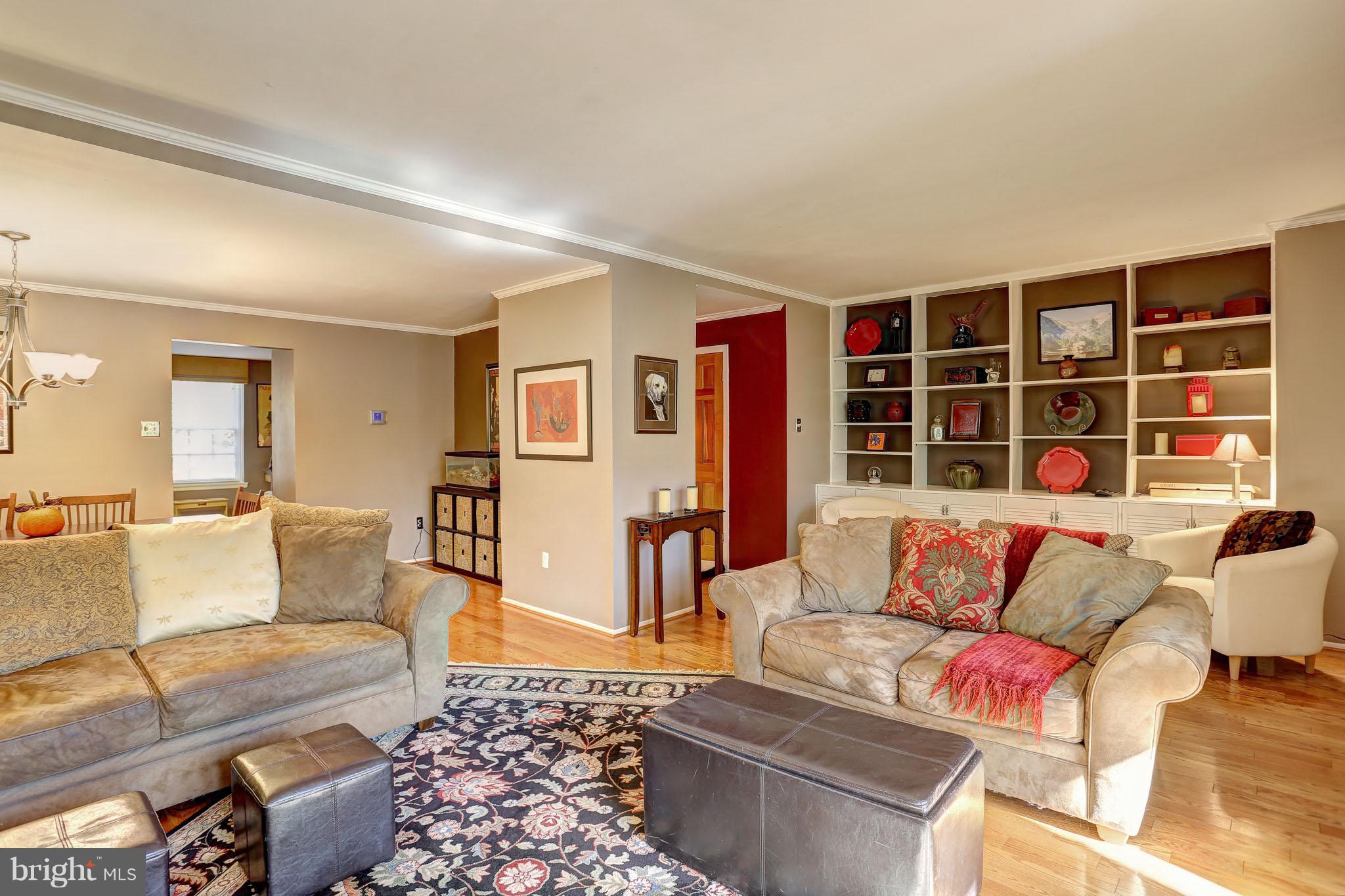 VILLAGE OF HICKORY RIDGE - Residential