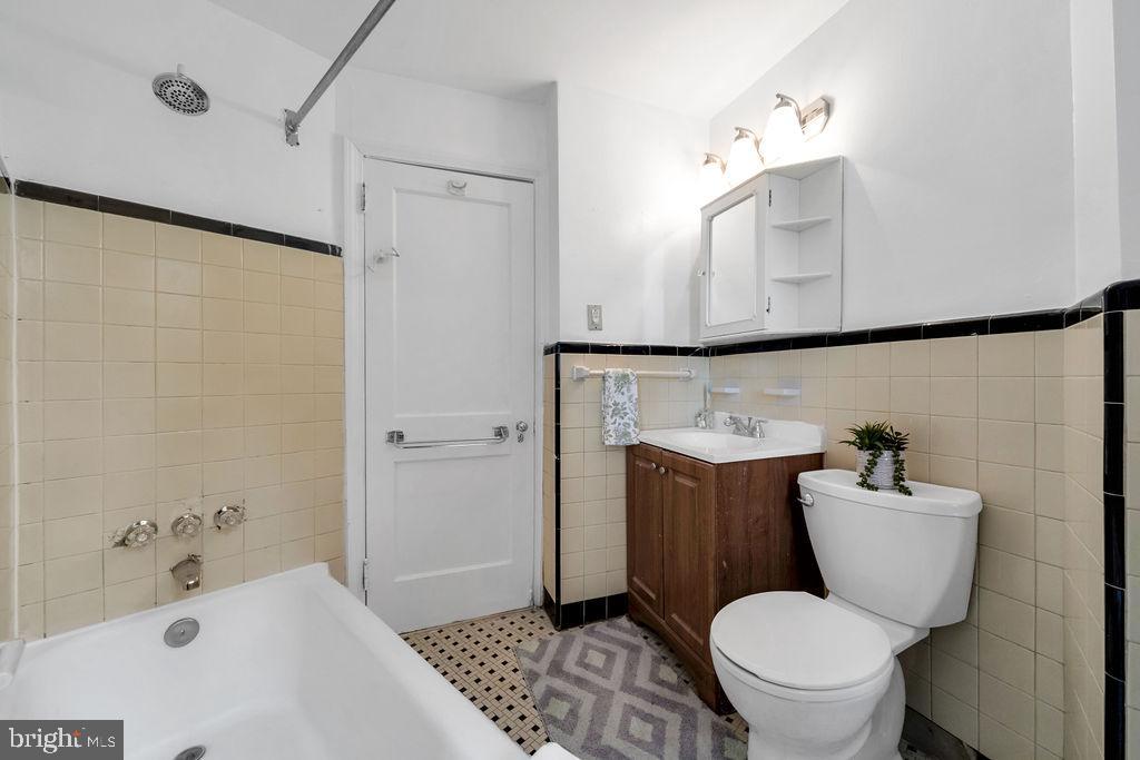 STONEHURST - Residential