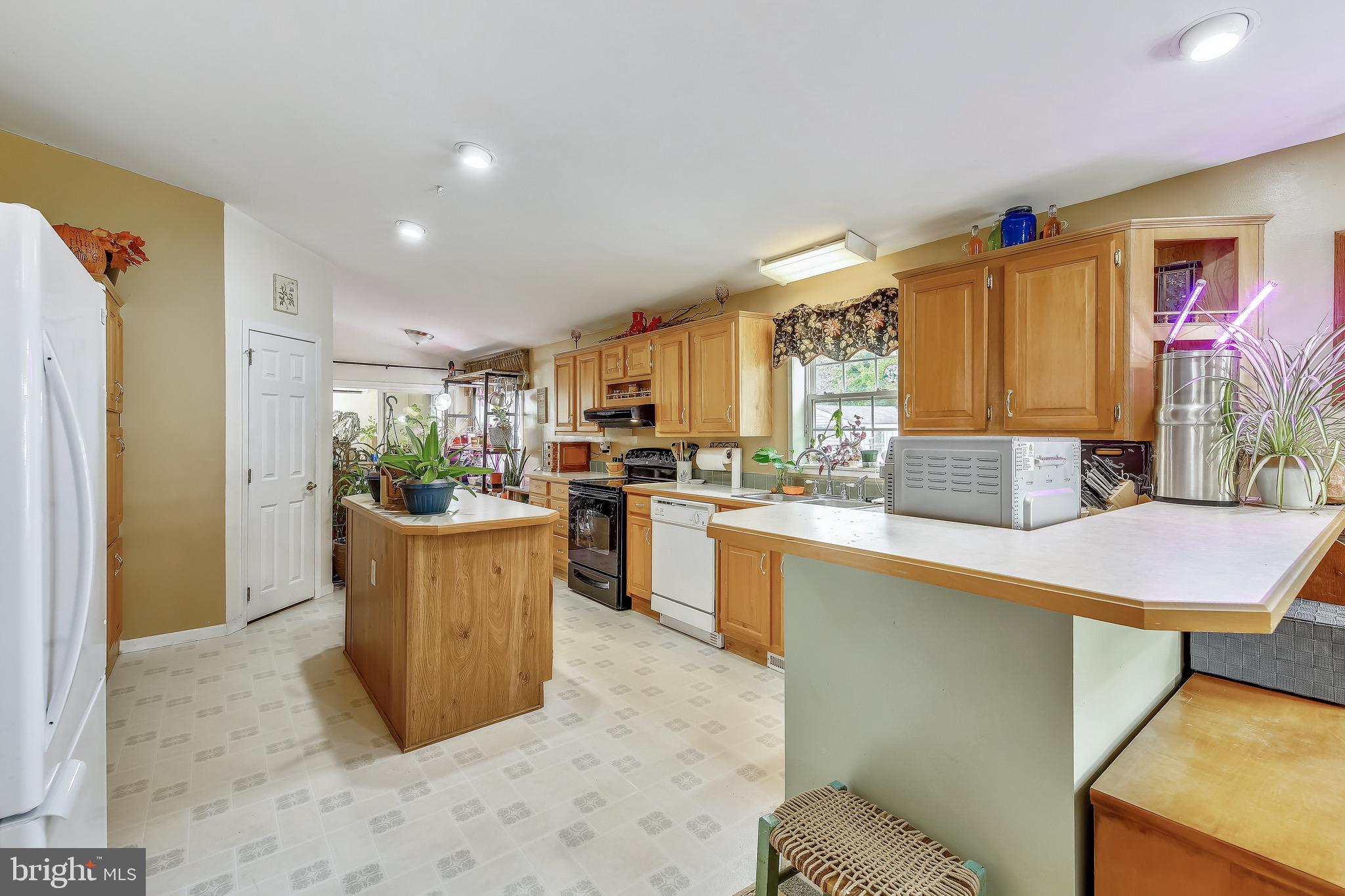 HEBRON WOODS - Residential