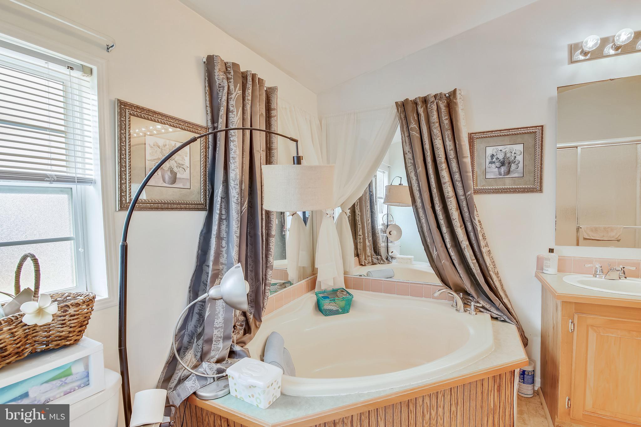 HEBRON WOODS - Residential