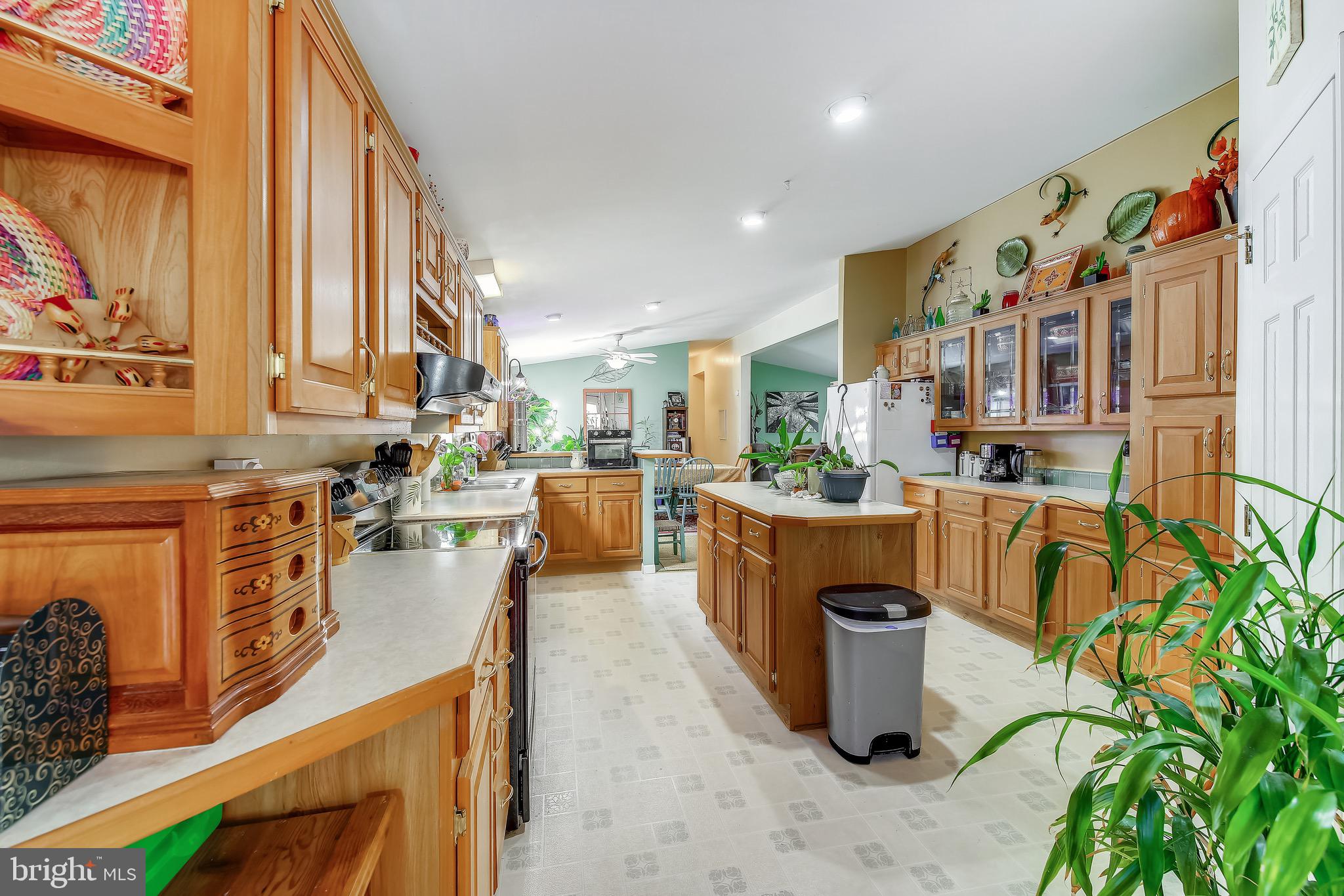 HEBRON WOODS - Residential