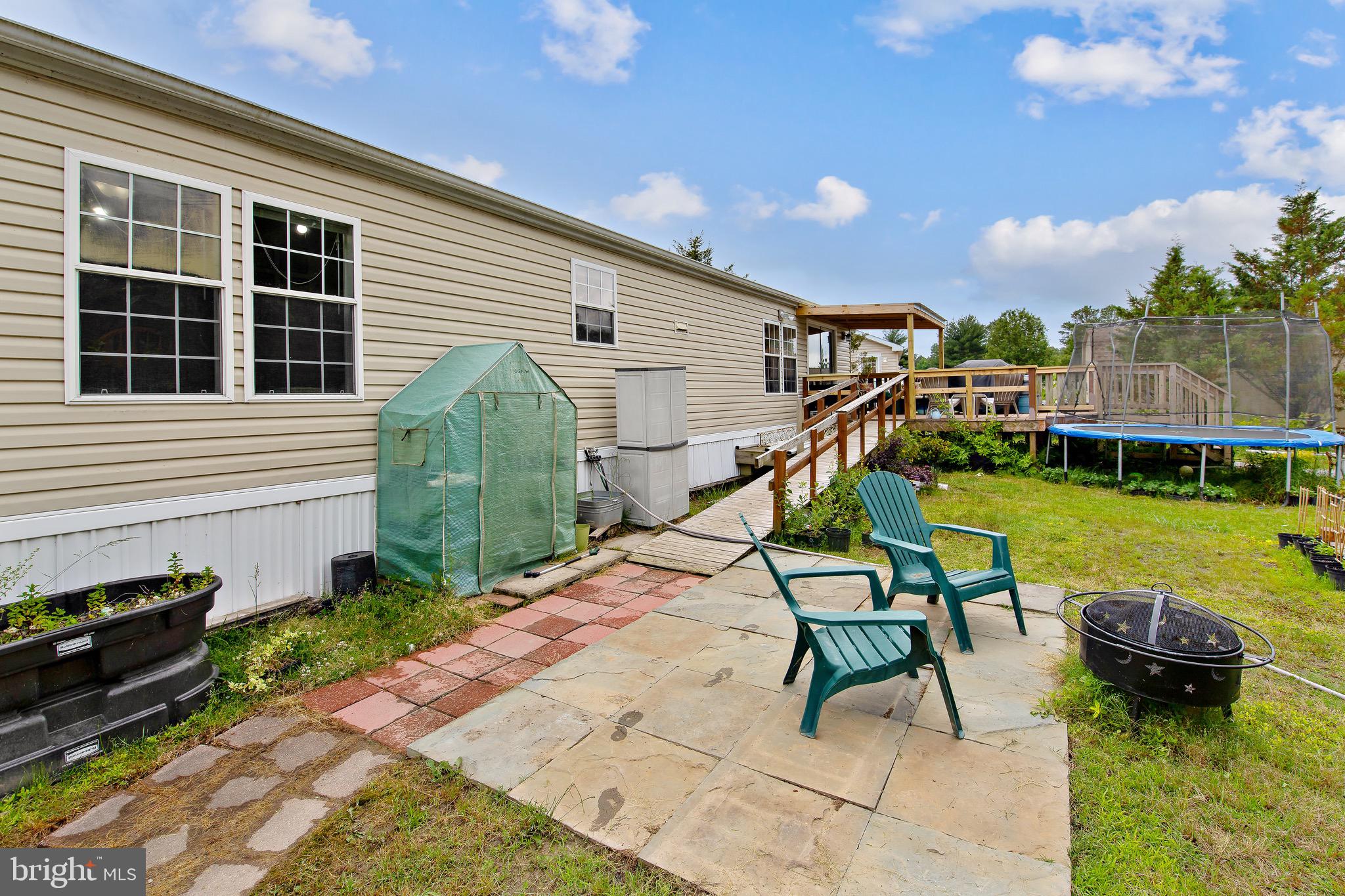 HEBRON WOODS - Residential