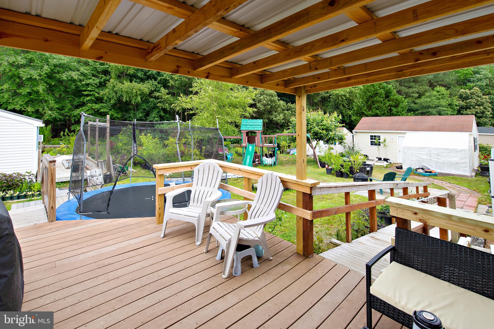 HEBRON WOODS - Residential