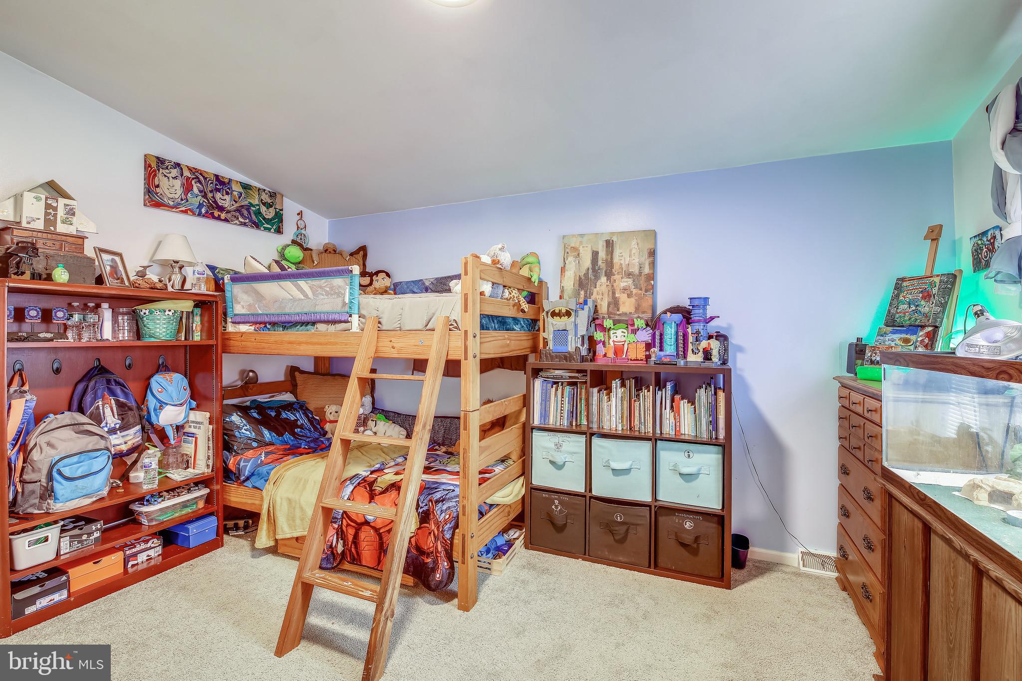 HEBRON WOODS - Residential