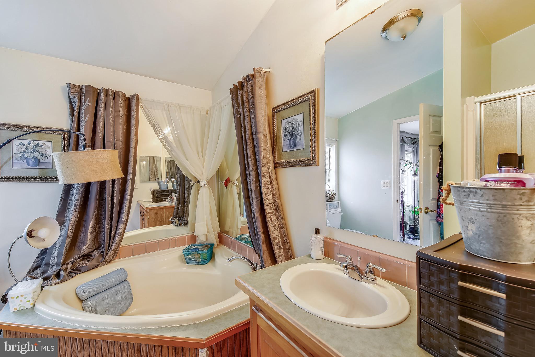 HEBRON WOODS - Residential