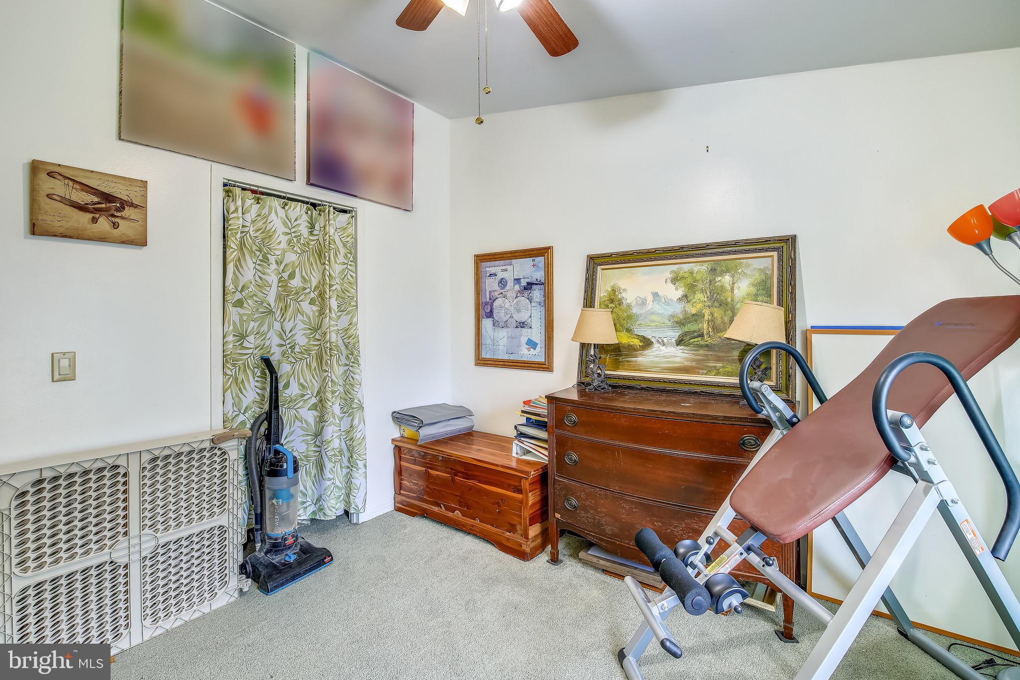 HEBRON WOODS - Residential