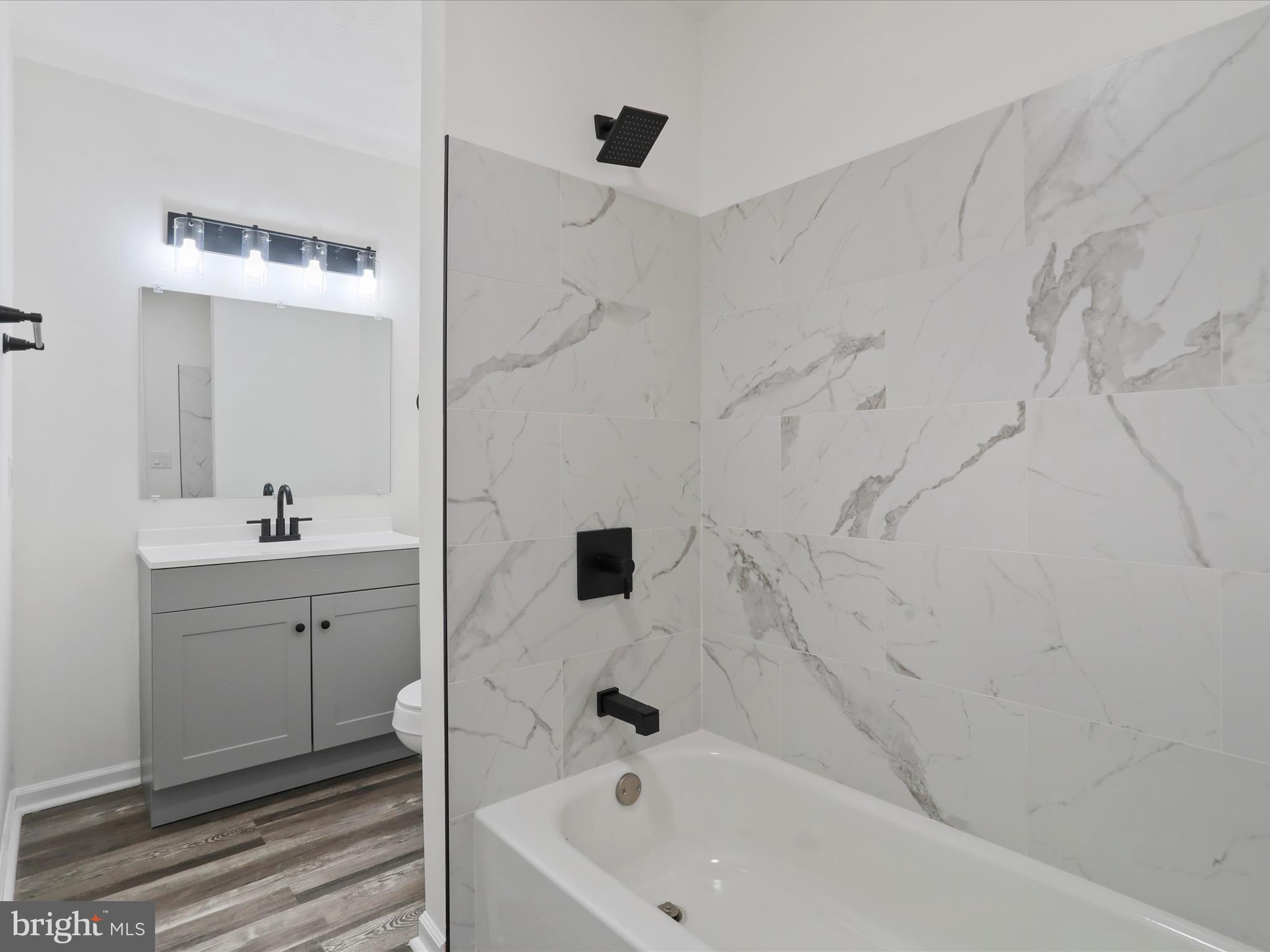 LOCH LINDEN - Residential