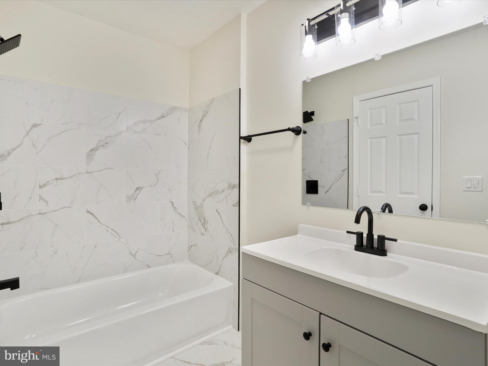 LOCH LINDEN - Residential