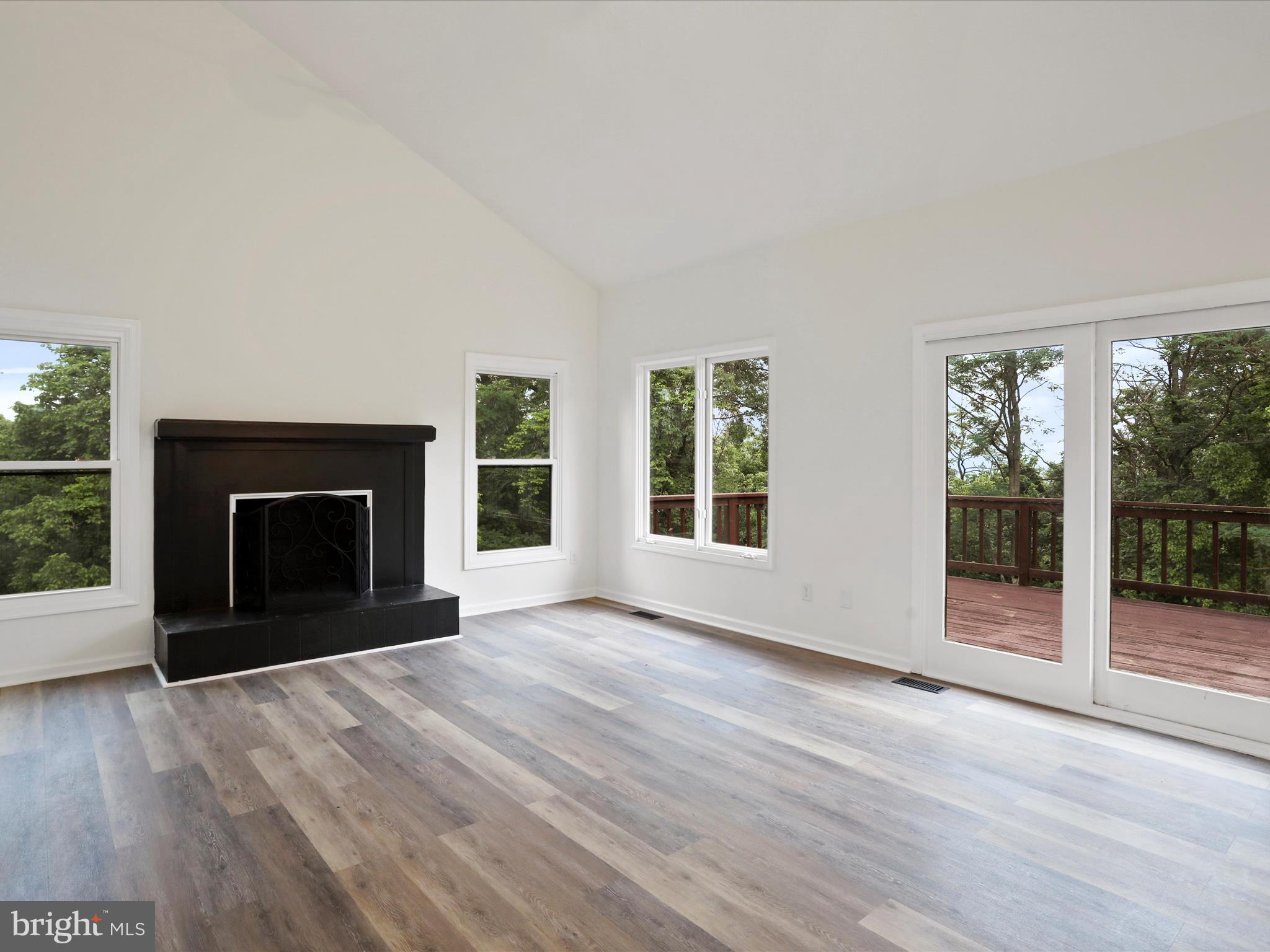 LOCH LINDEN - Residential