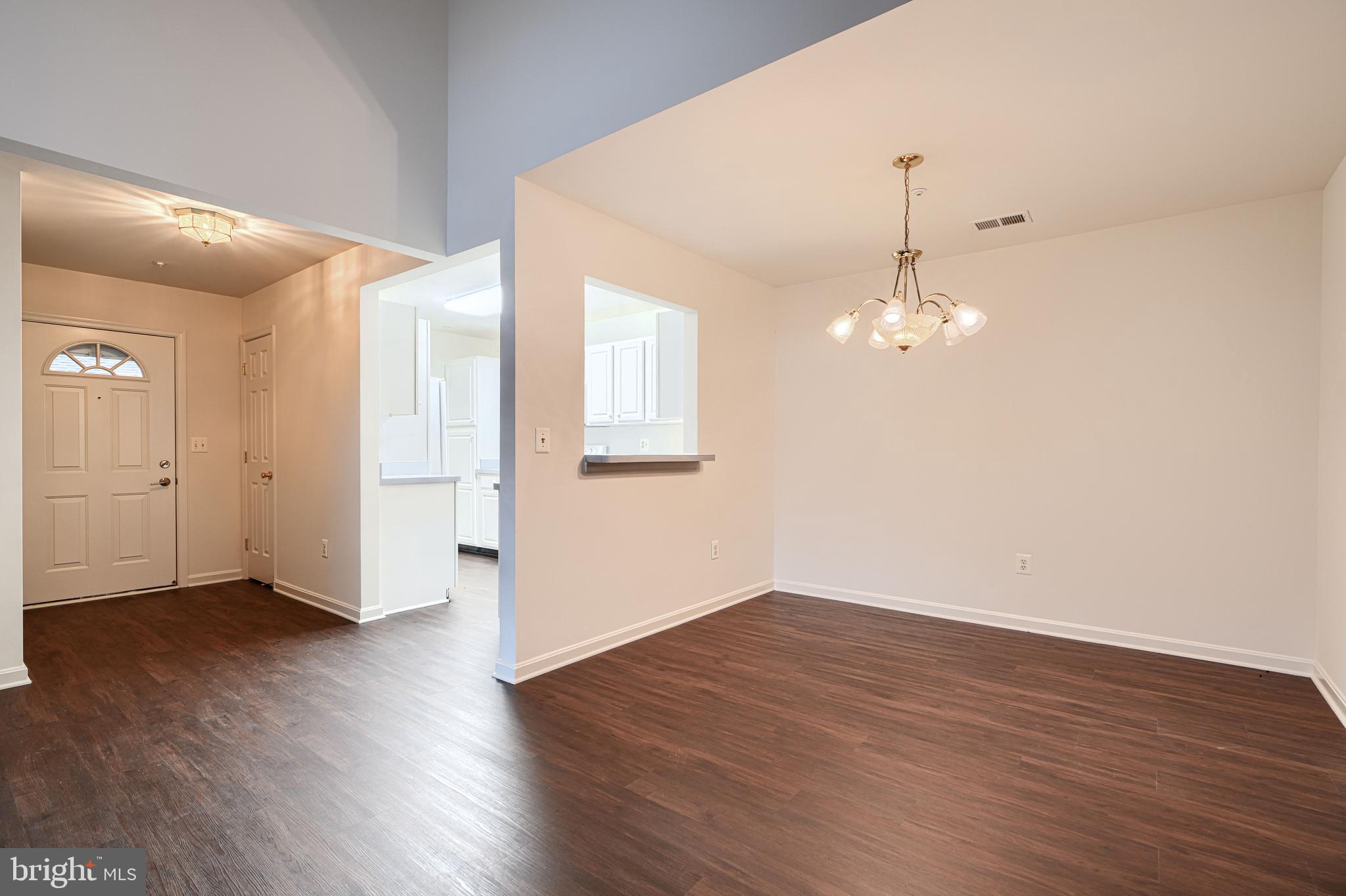 WINIFRED MANOR - Residential