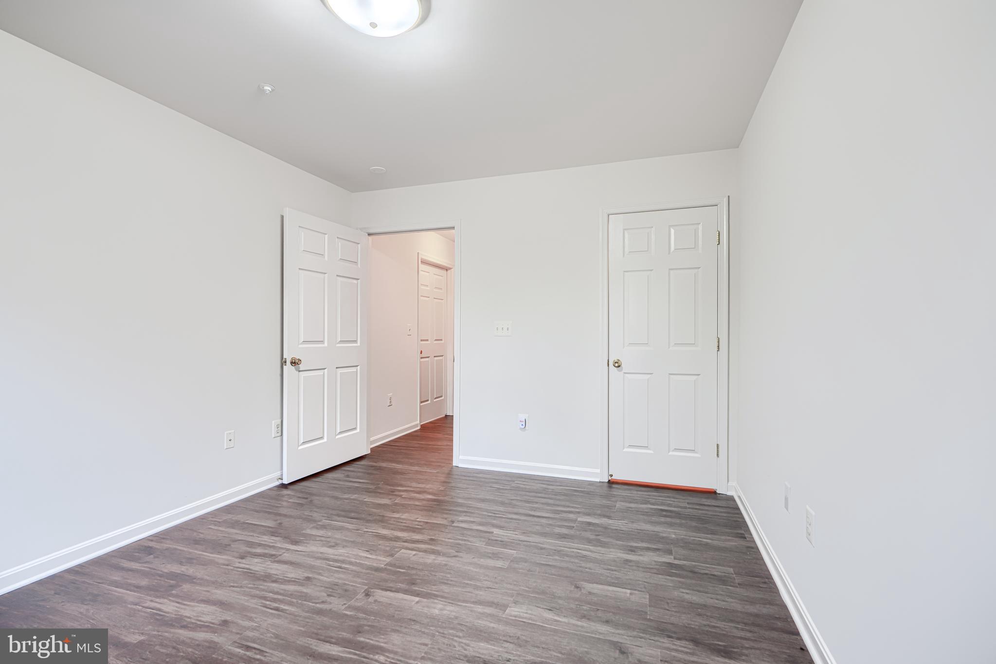 WINIFRED MANOR - Residential