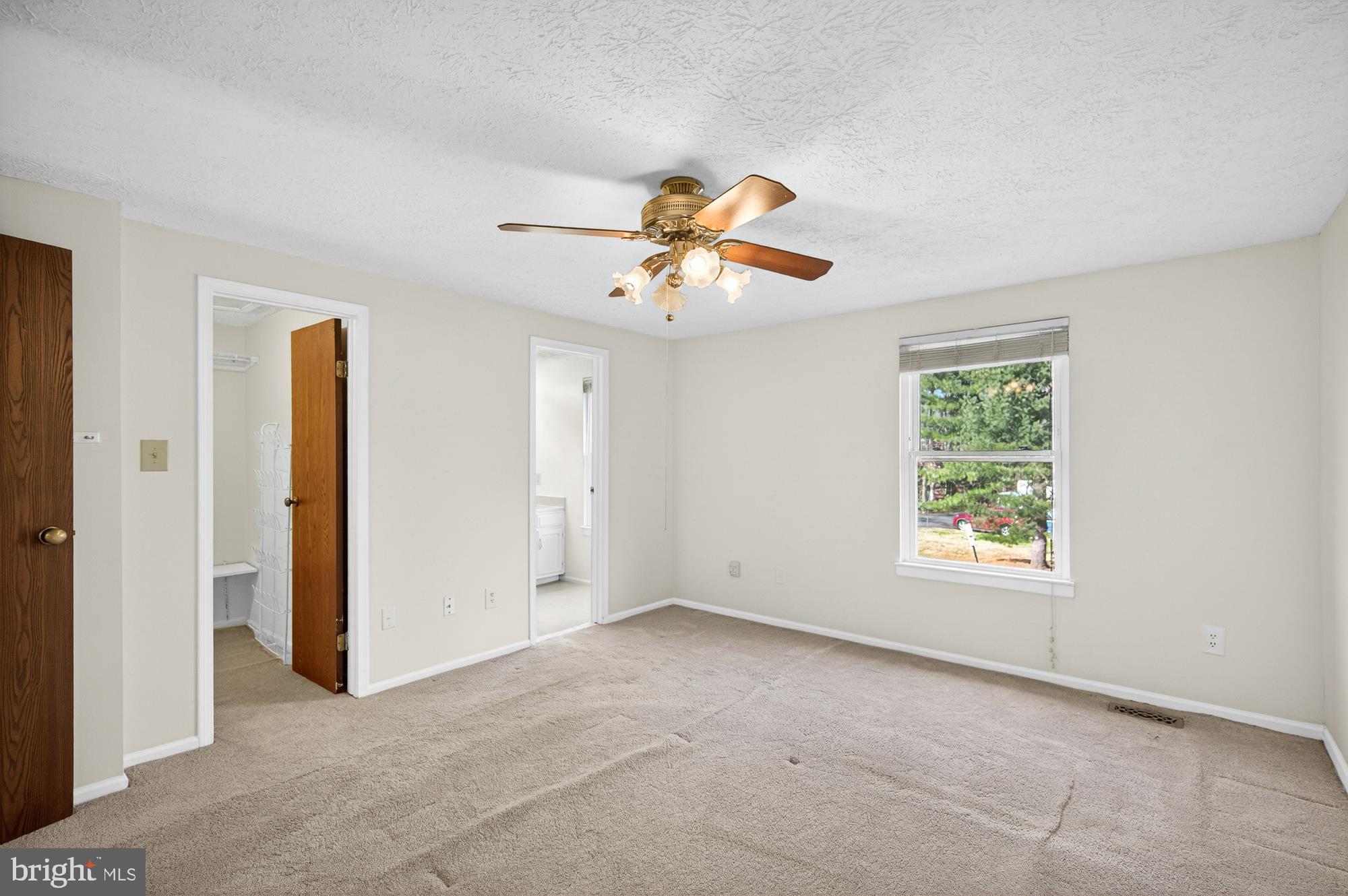 MONTCLAIR - Residential