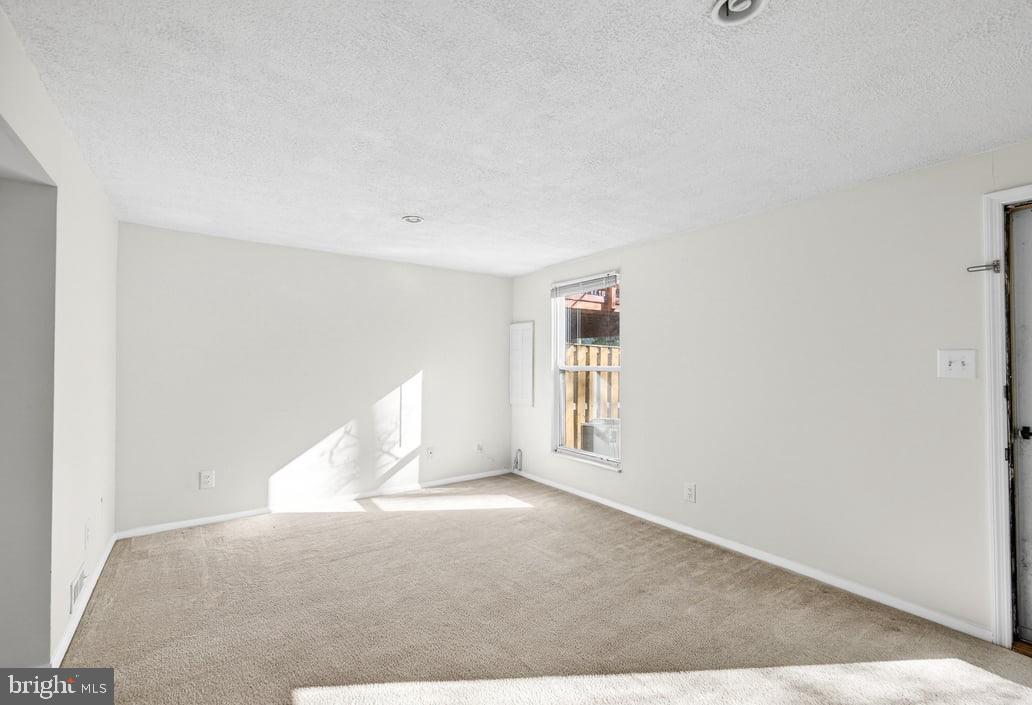 MONTCLAIR - Residential