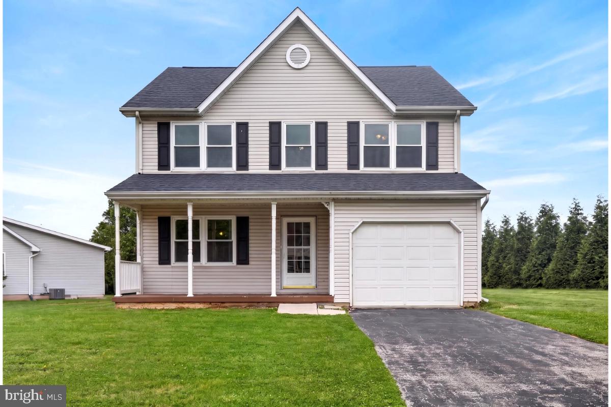 COLONIAL HILLS - Residential