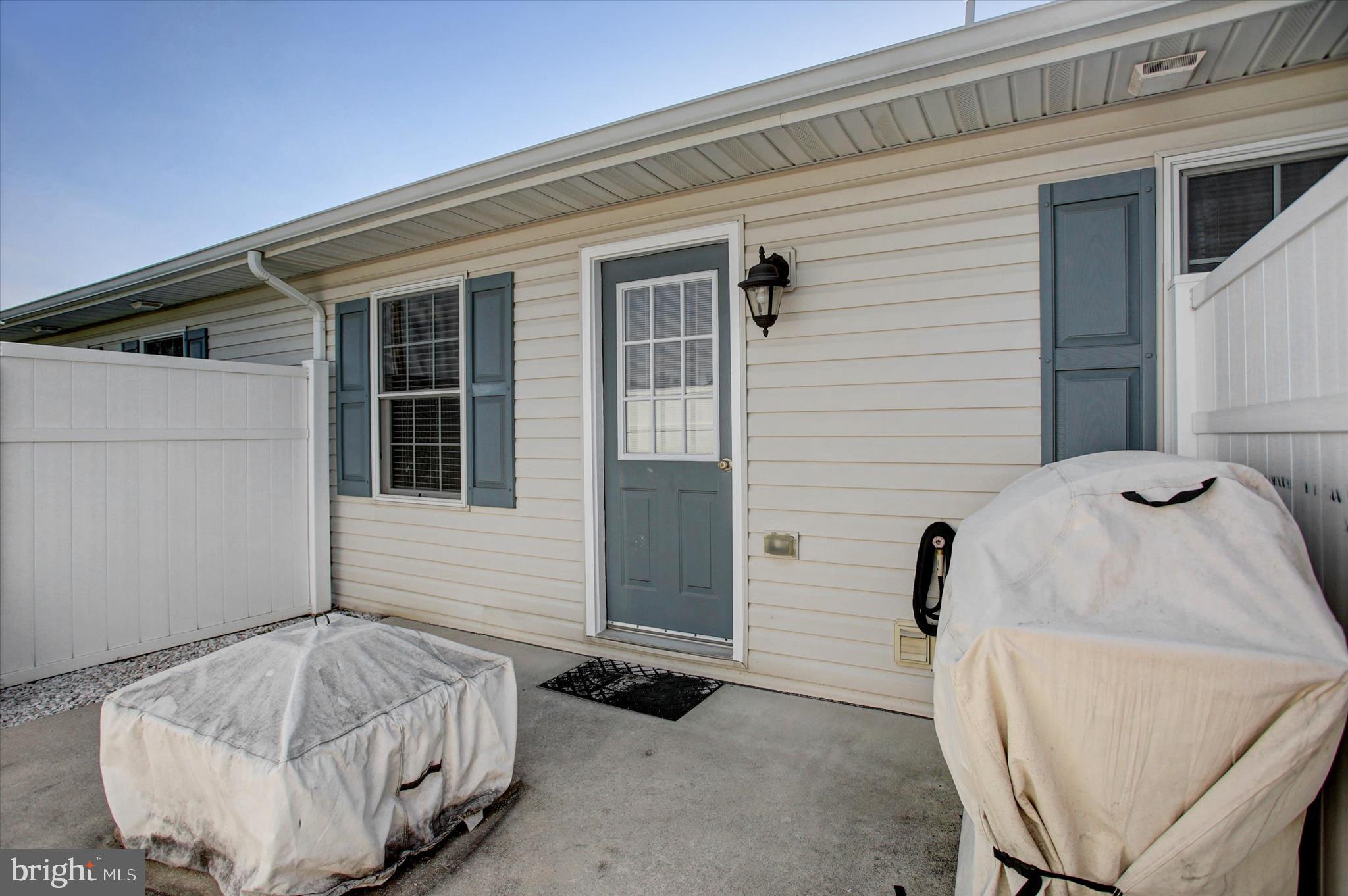 THORNWOOD VILLAGE - Residential