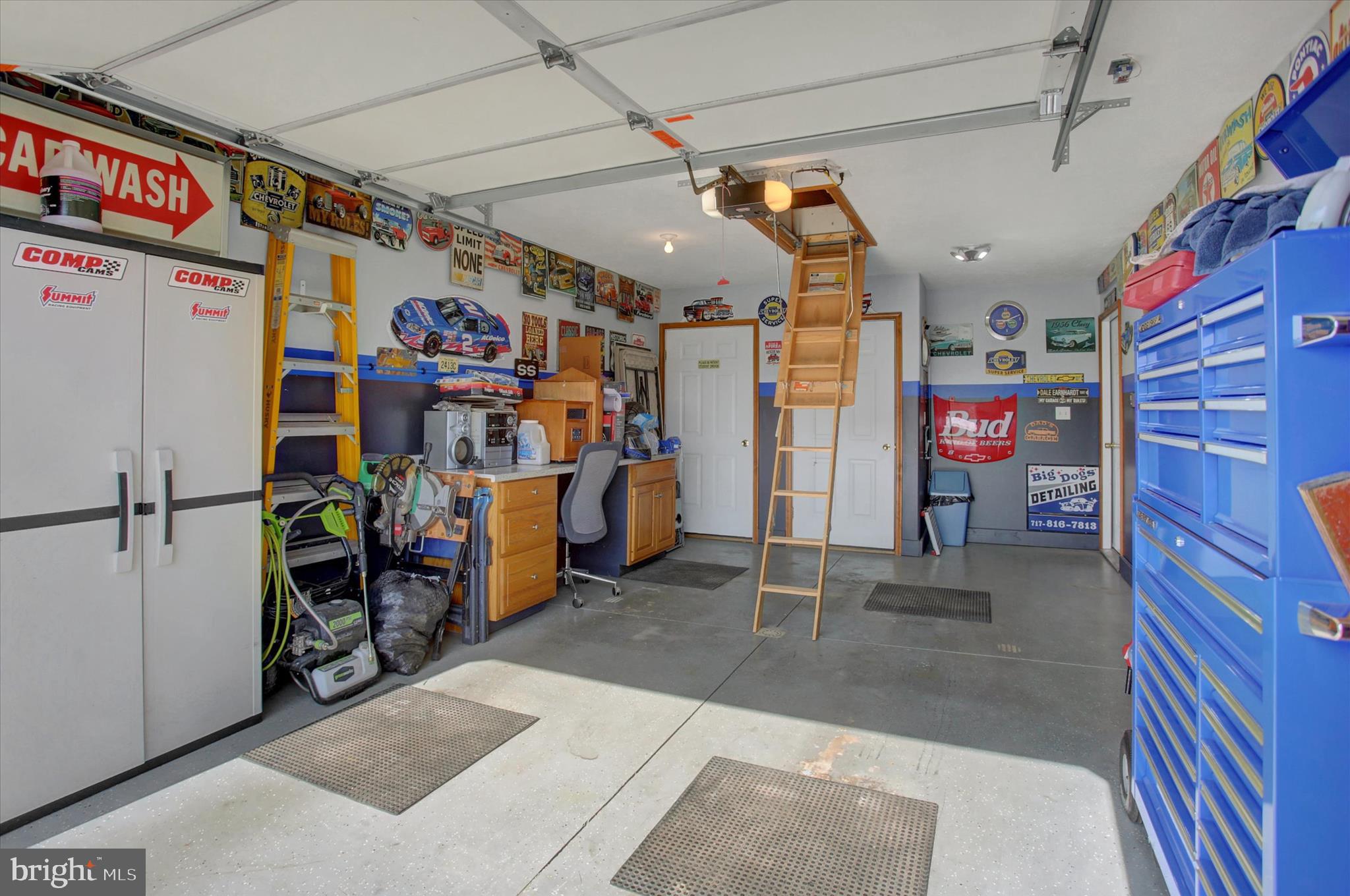 THORNWOOD VILLAGE - Residential