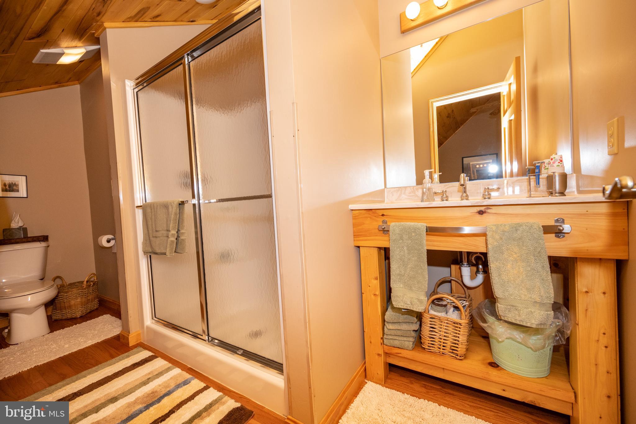 THOUSAND ACRES - Residential