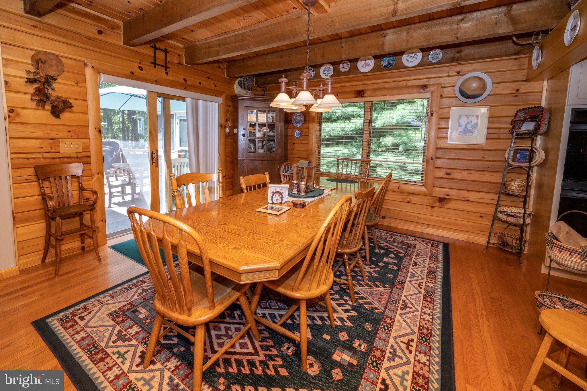 THOUSAND ACRES - Residential