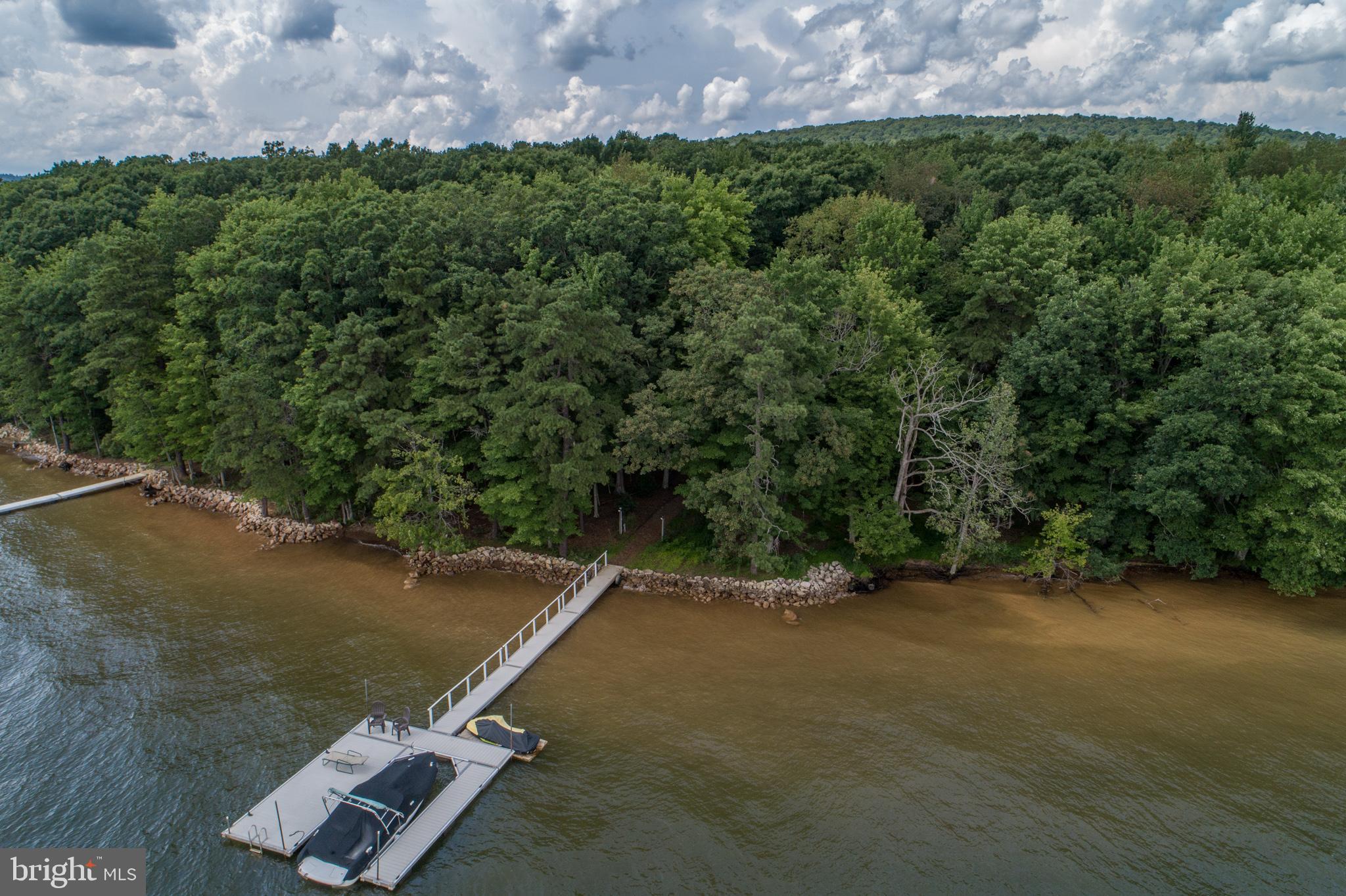 THOUSAND ACRES - Residential