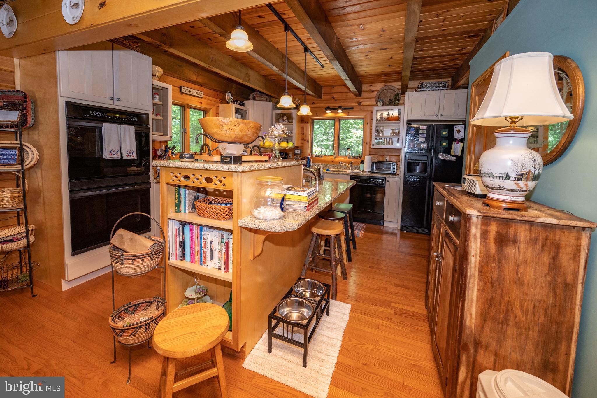 THOUSAND ACRES - Residential