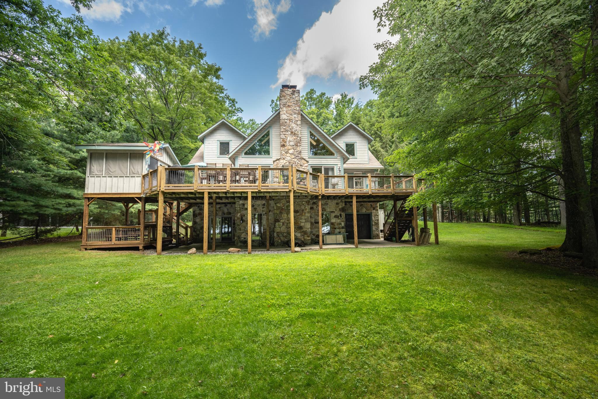 THOUSAND ACRES - Residential