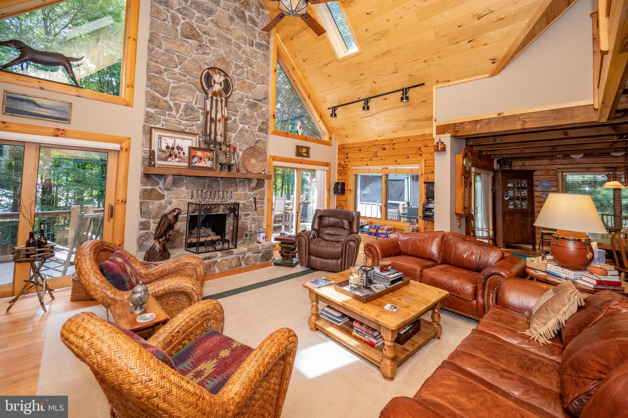 THOUSAND ACRES - Residential