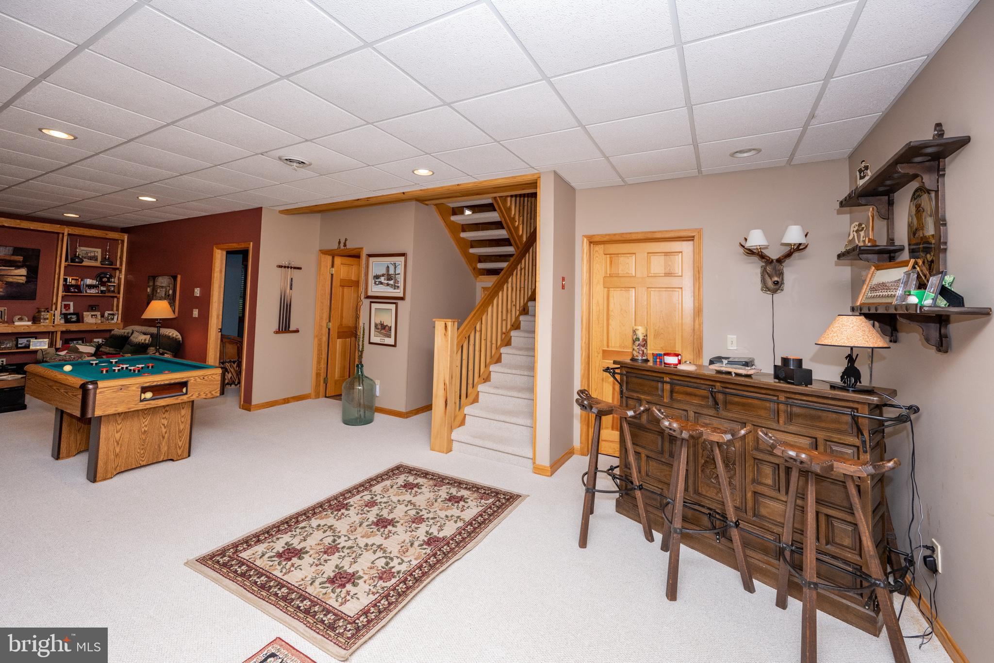 THOUSAND ACRES - Residential