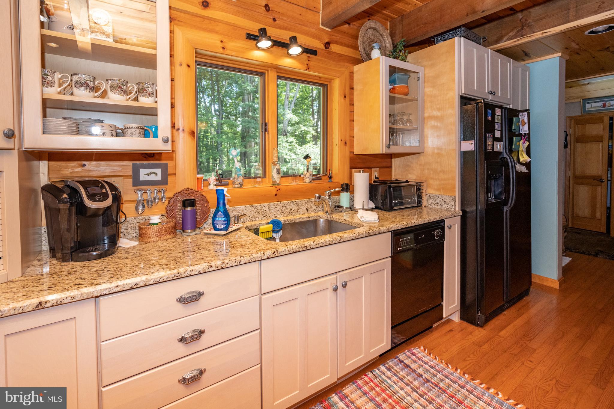 THOUSAND ACRES - Residential