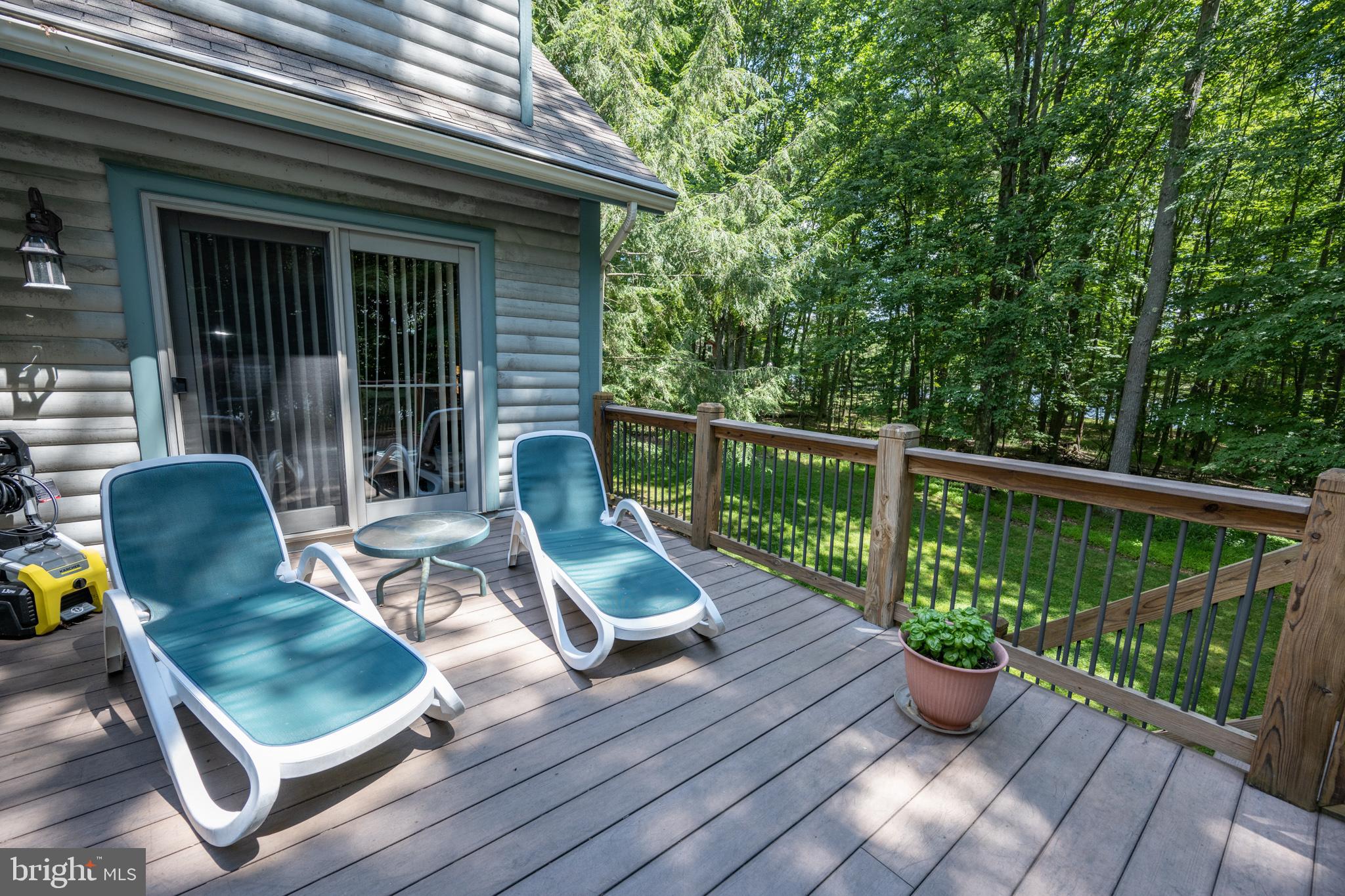 THOUSAND ACRES - Residential