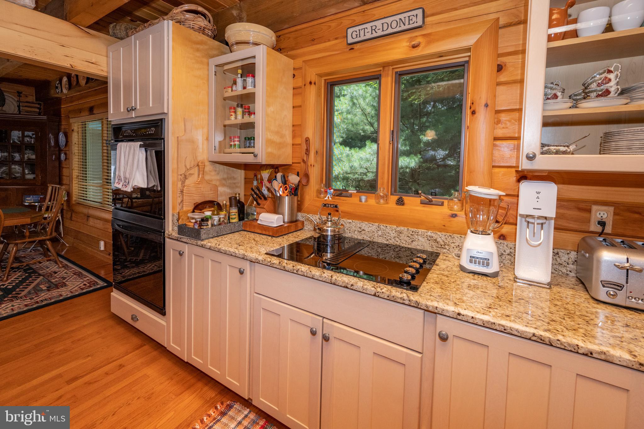 THOUSAND ACRES - Residential