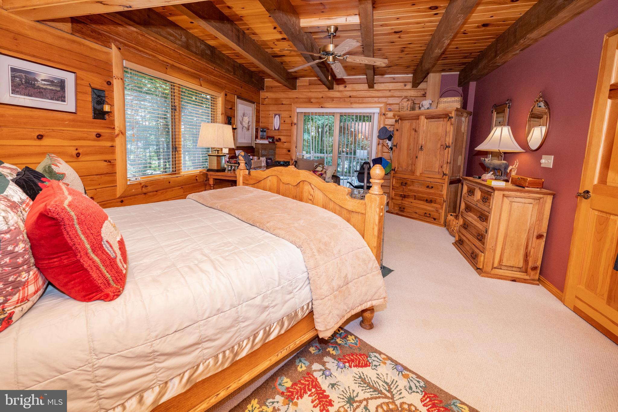 THOUSAND ACRES - Residential