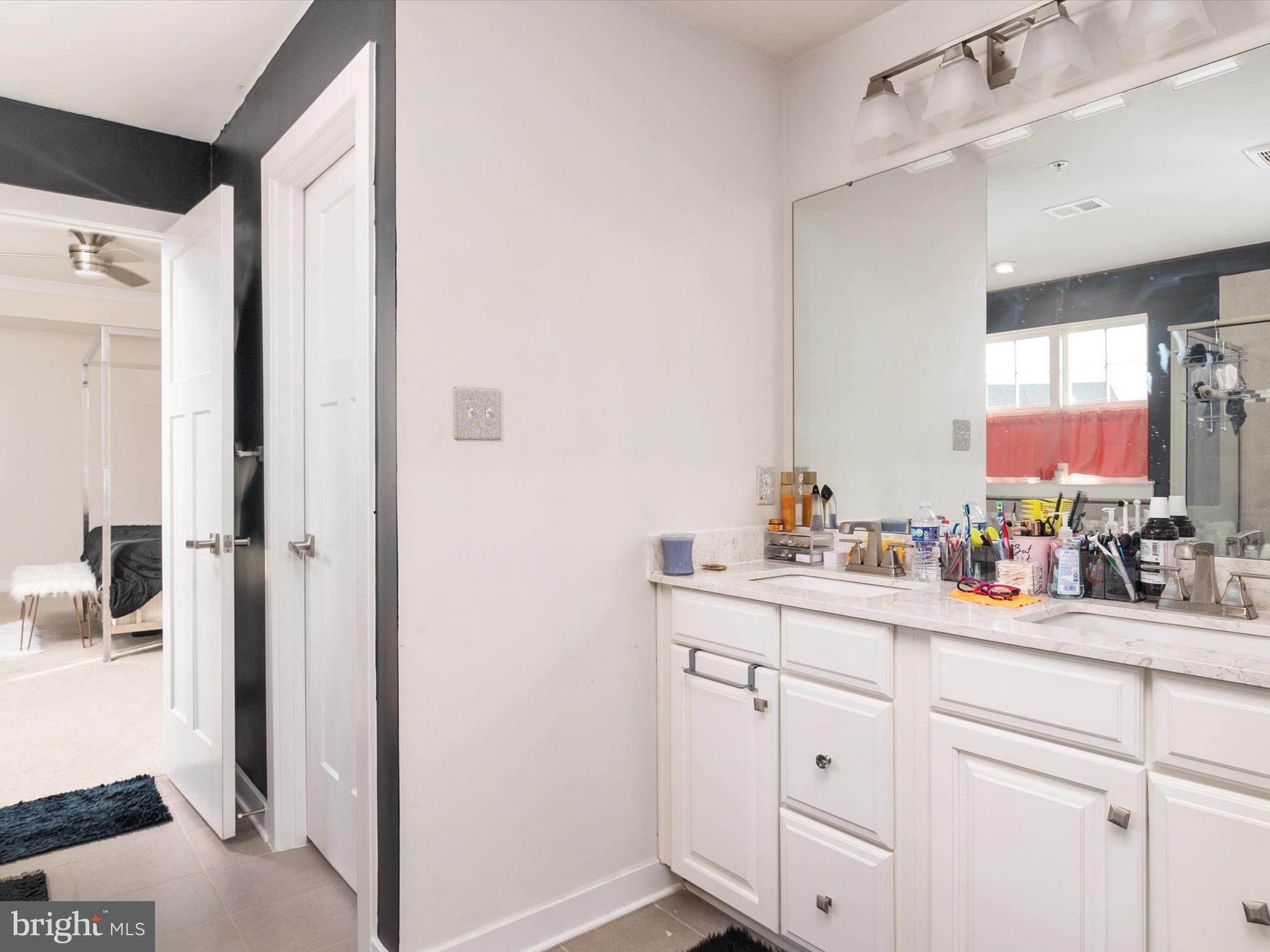 BRENTWOOD - Residential