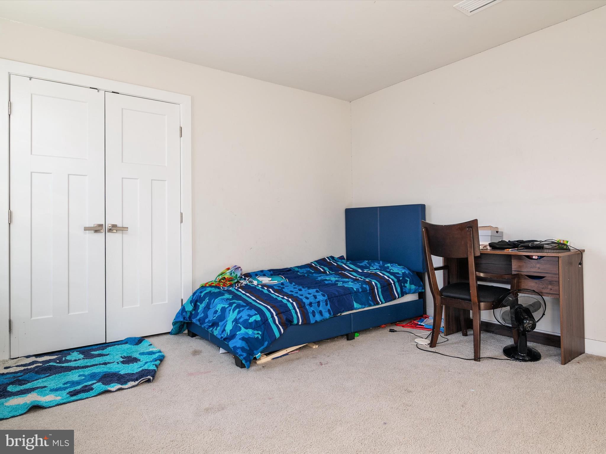 BRENTWOOD - Residential