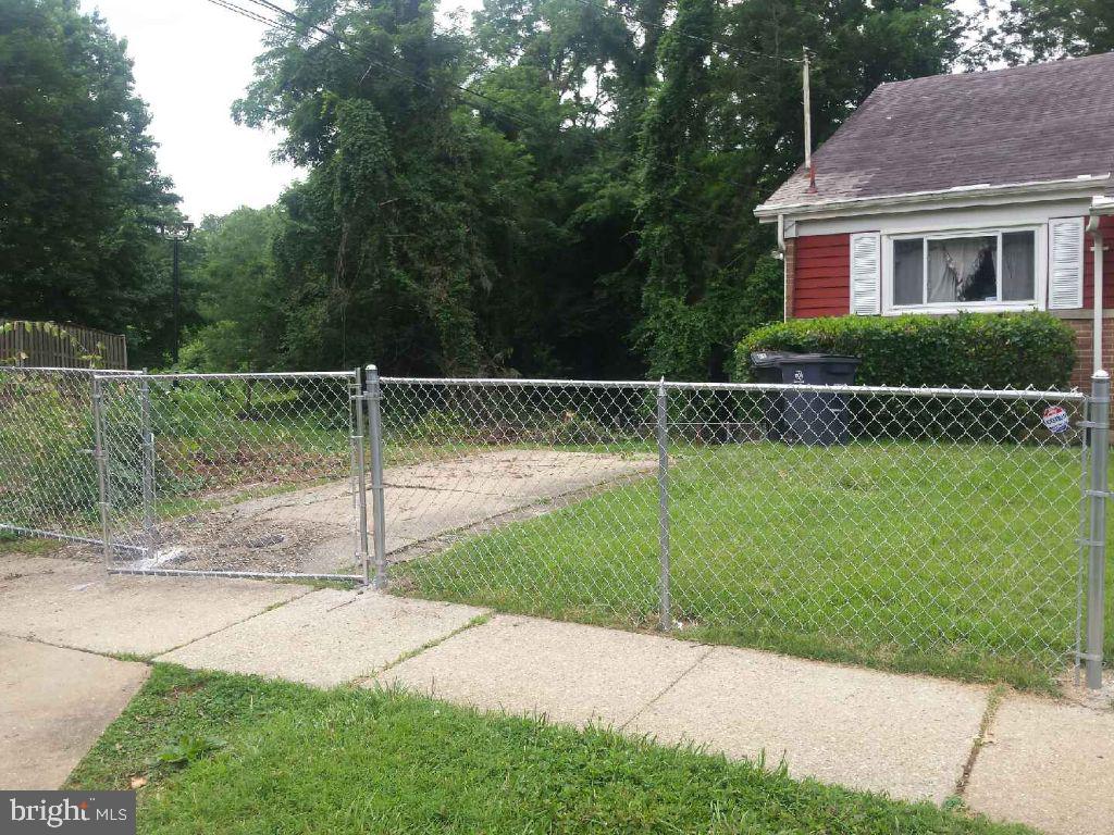 ABBOTT FOREST - Residential Lease