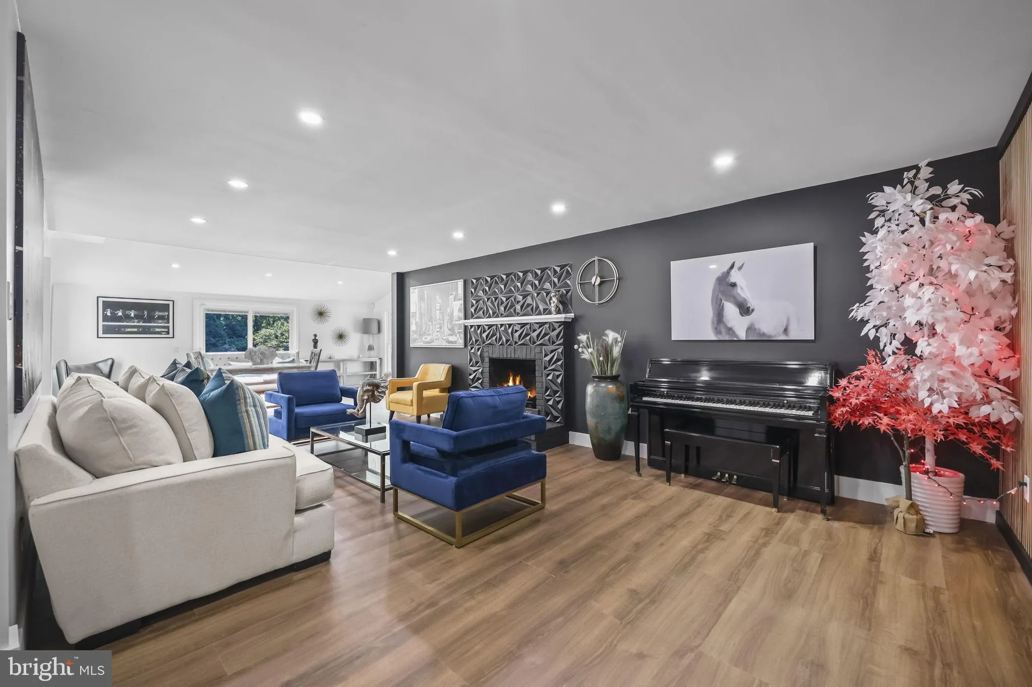 Princeton, New Jersey 08540, United States, 4 Bedrooms Bedrooms, ,3 BathroomsBathrooms,Residential,Coming Soon,194233