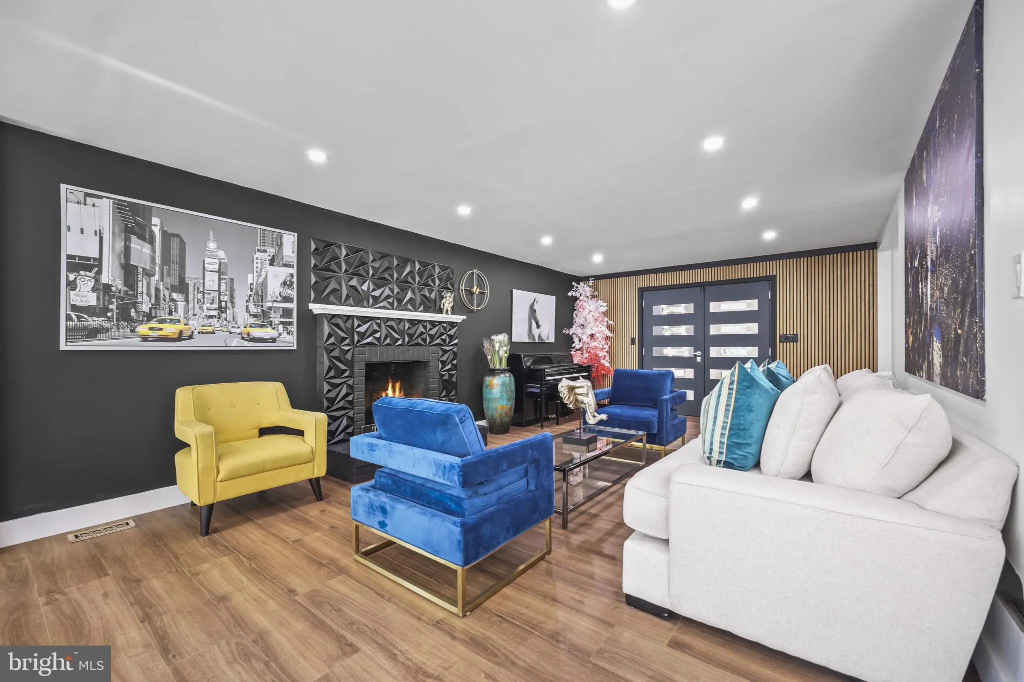 Princeton, New Jersey 08540, United States, 4 Bedrooms Bedrooms, ,3 BathroomsBathrooms,Residential,Coming Soon,194233