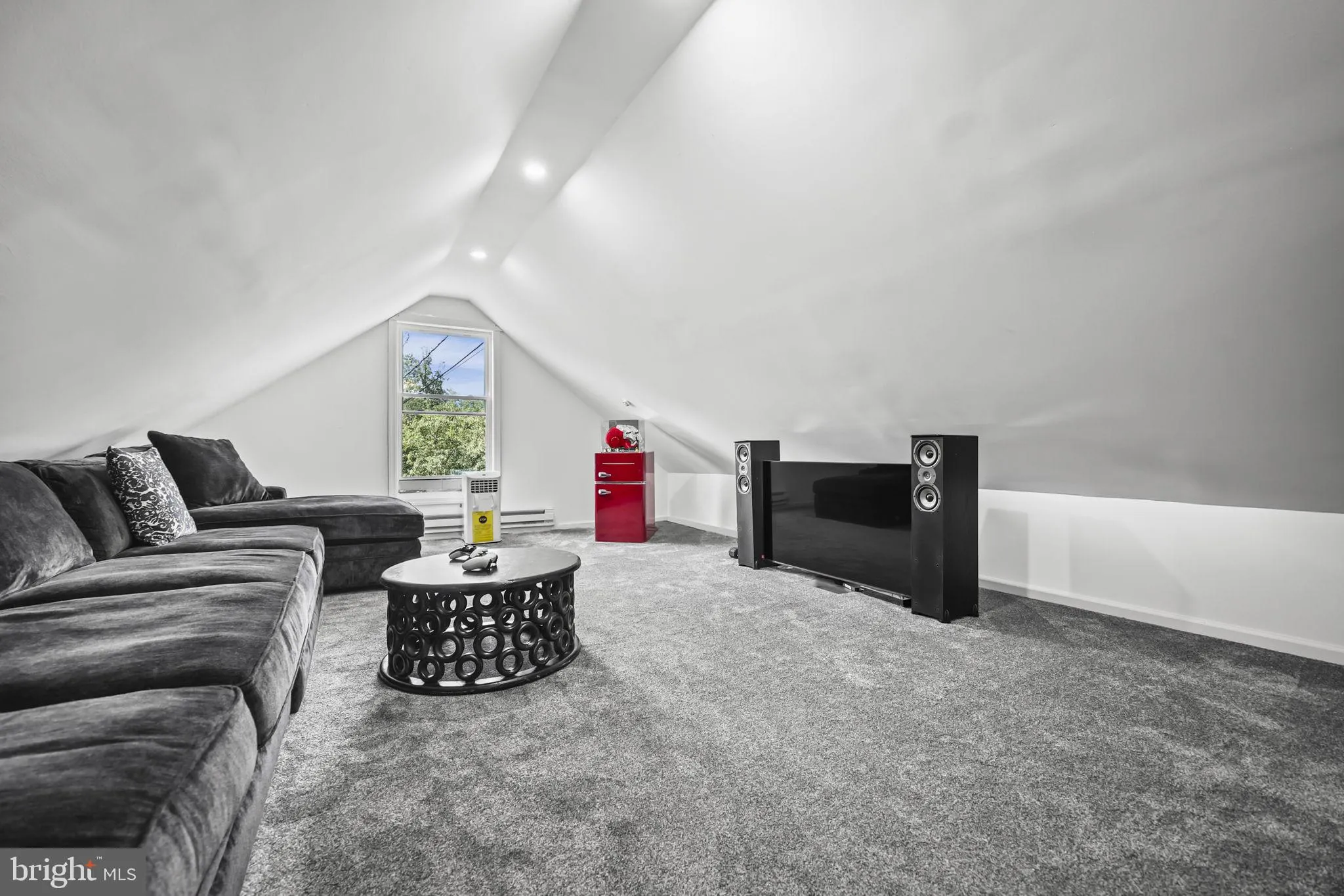 Princeton, New Jersey 08540, United States, 4 Bedrooms Bedrooms, ,3 BathroomsBathrooms,Residential,Coming Soon,194233