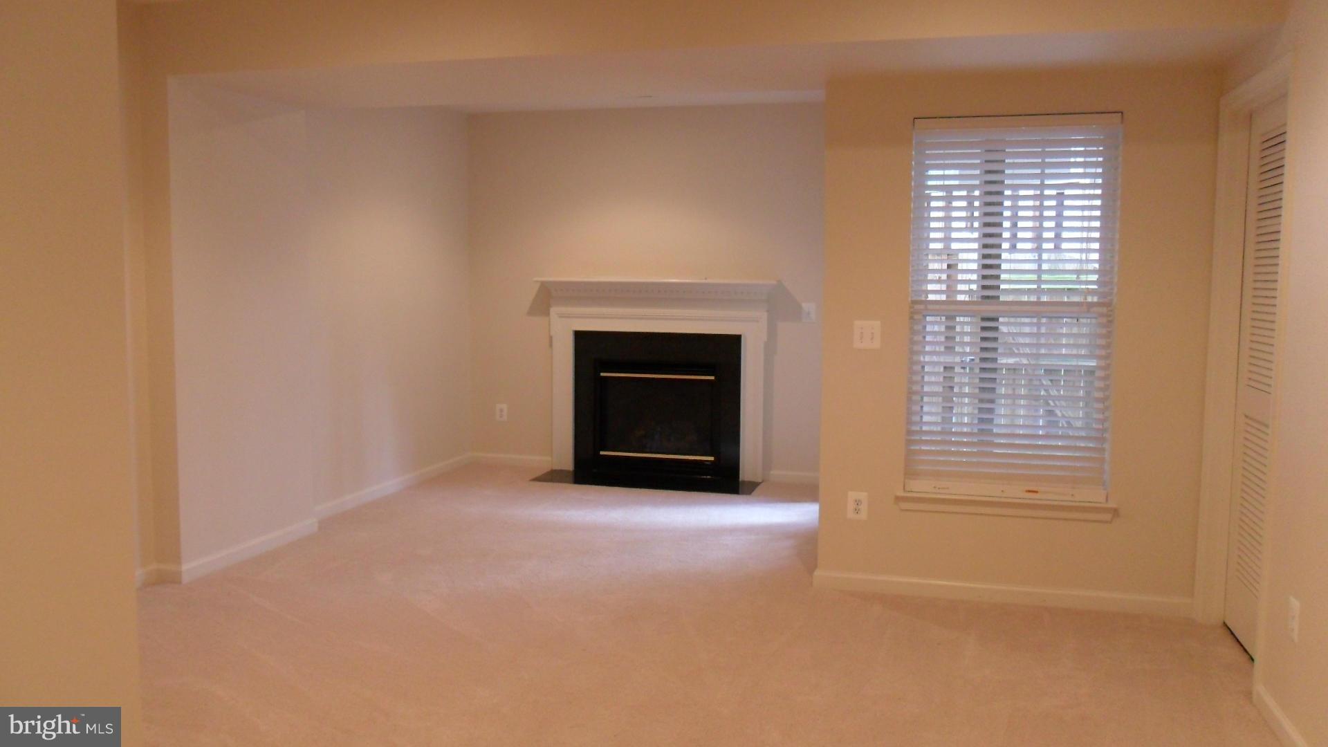 LORTON VALLEY NORTH - Residential Lease