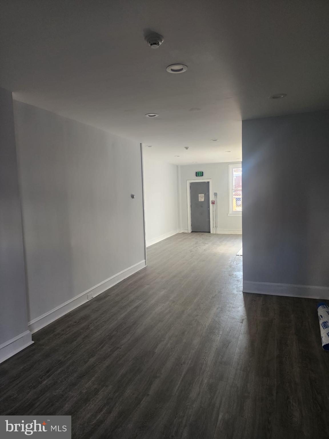 OVERBROOK - Commercial Lease