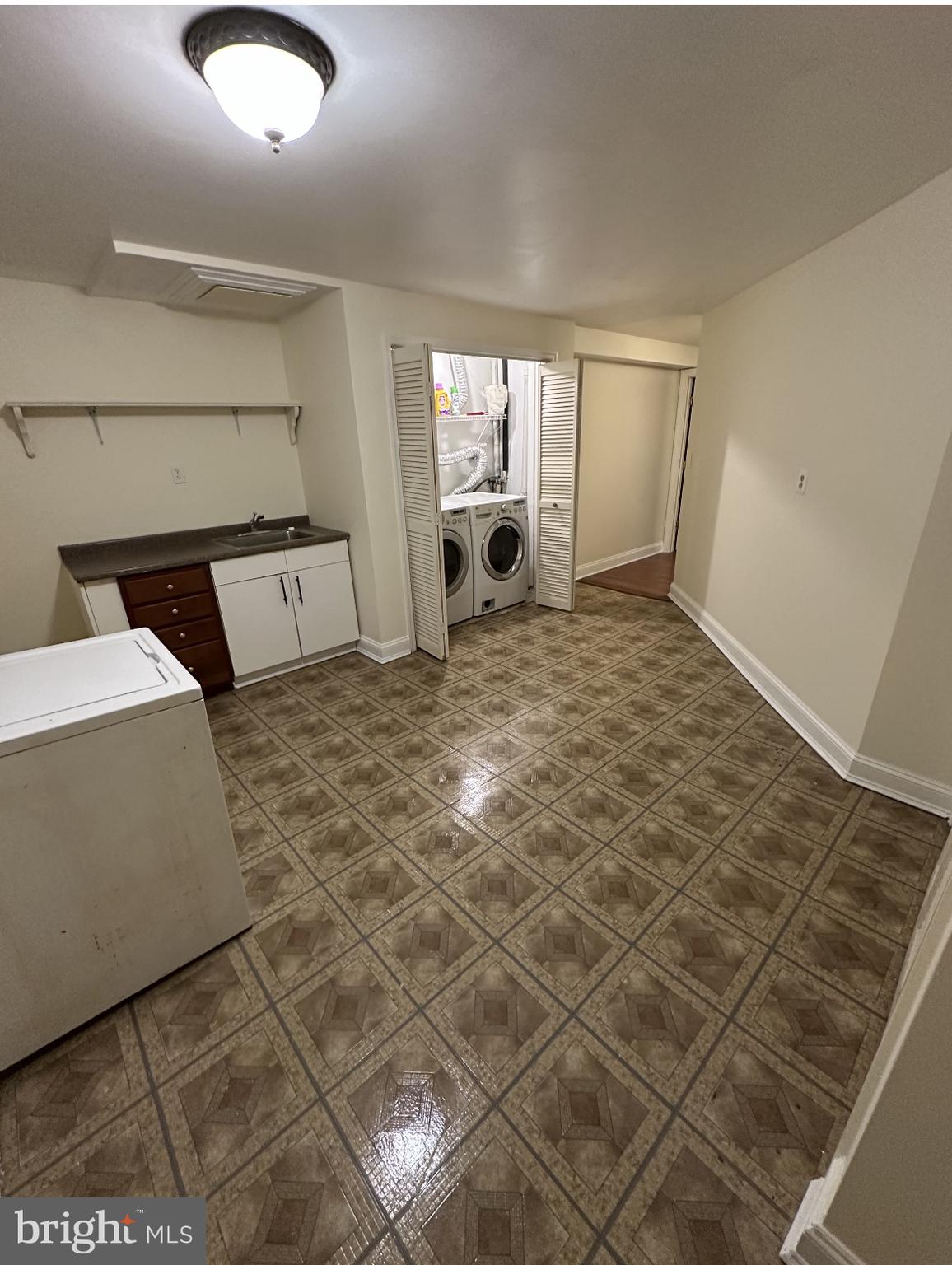 SALEMS GRANT - Residential