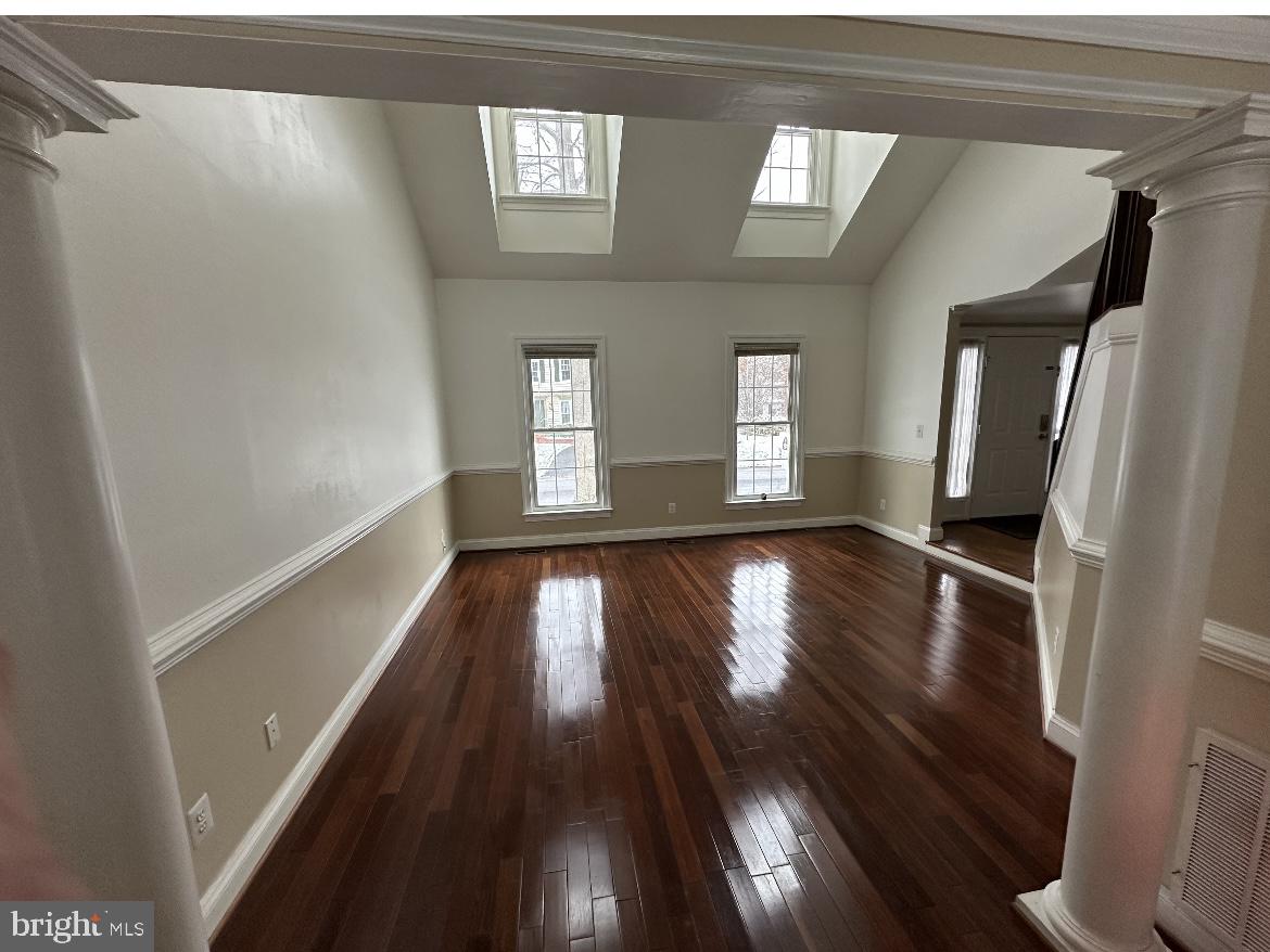 SALEMS GRANT - Residential