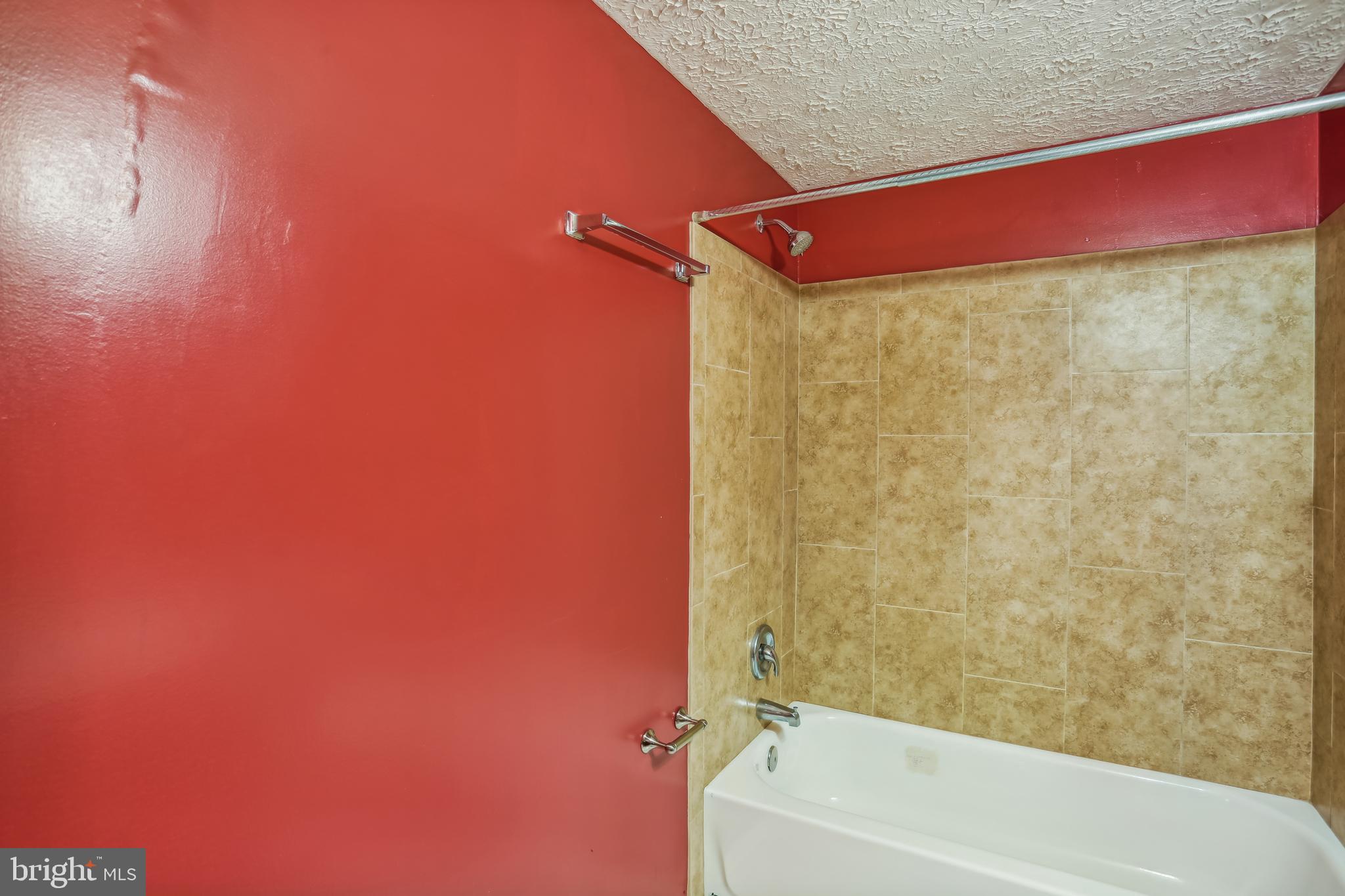 DUMONT OAKS - Residential