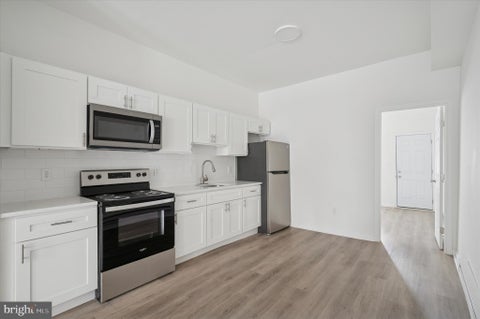 Townhouse For Rent - 4241 Mantua Avenue<br/> PHILADELPHIA, PA 19104