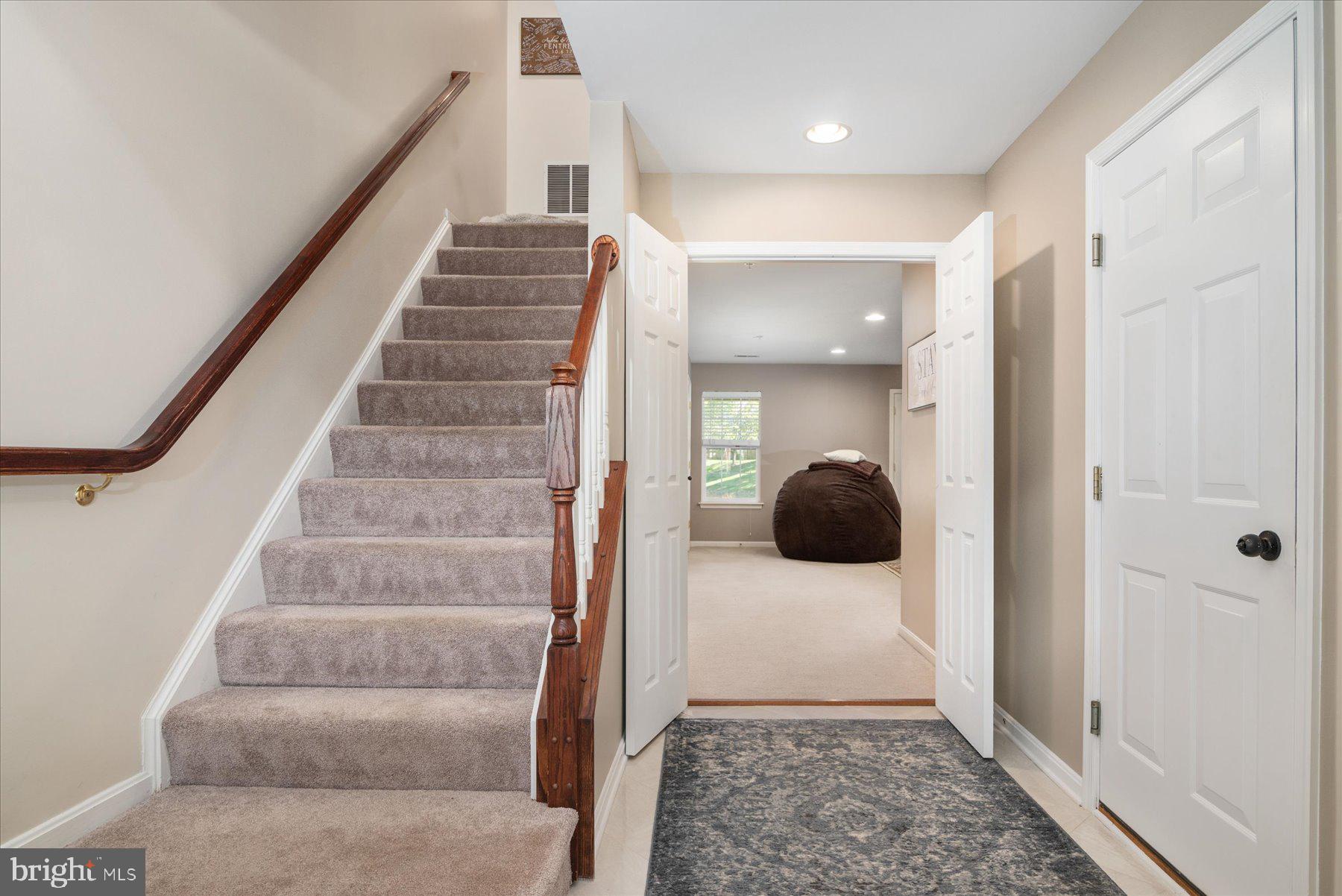 PINEY ORCHARD - Residential Lease