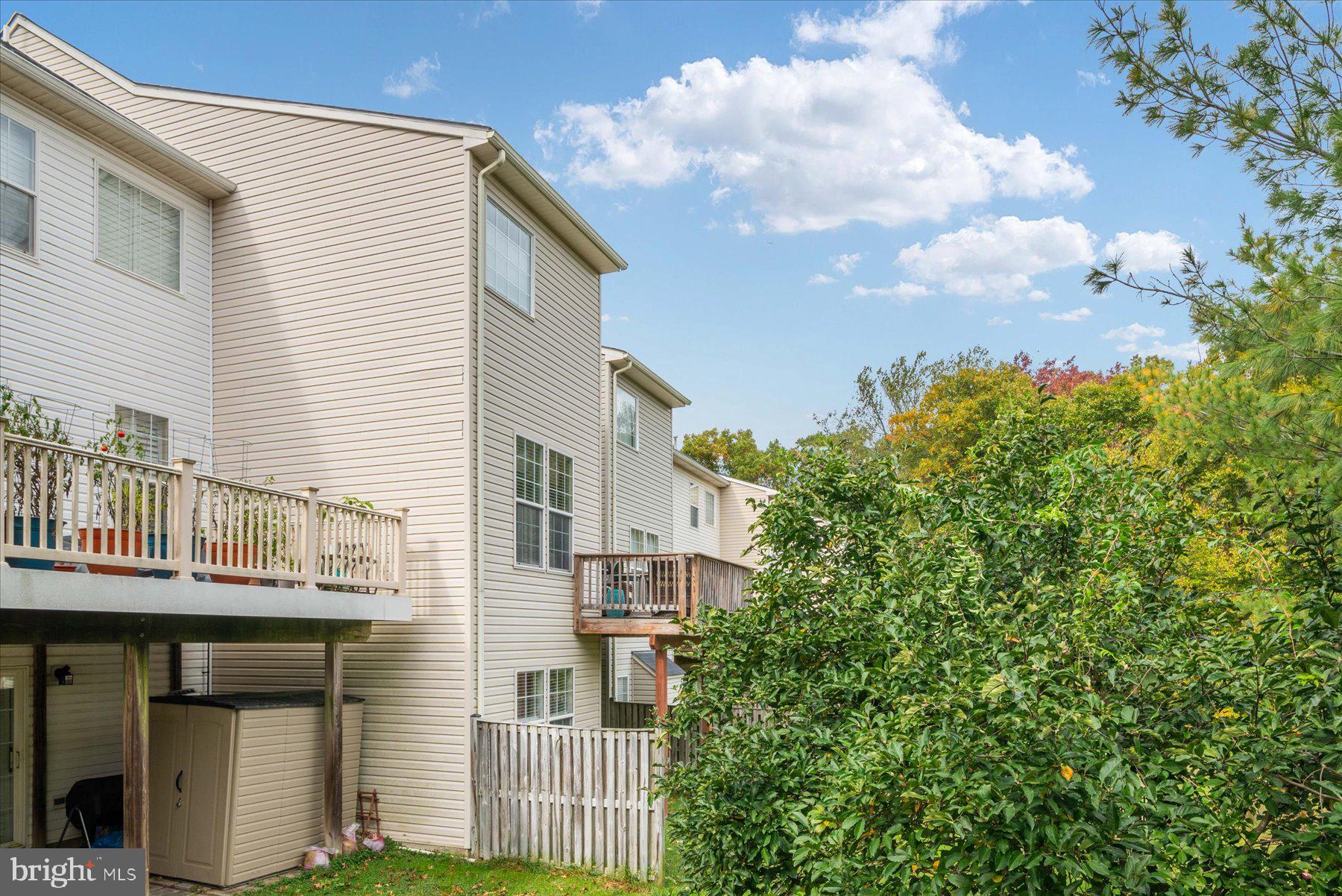 PINEY ORCHARD - Residential Lease