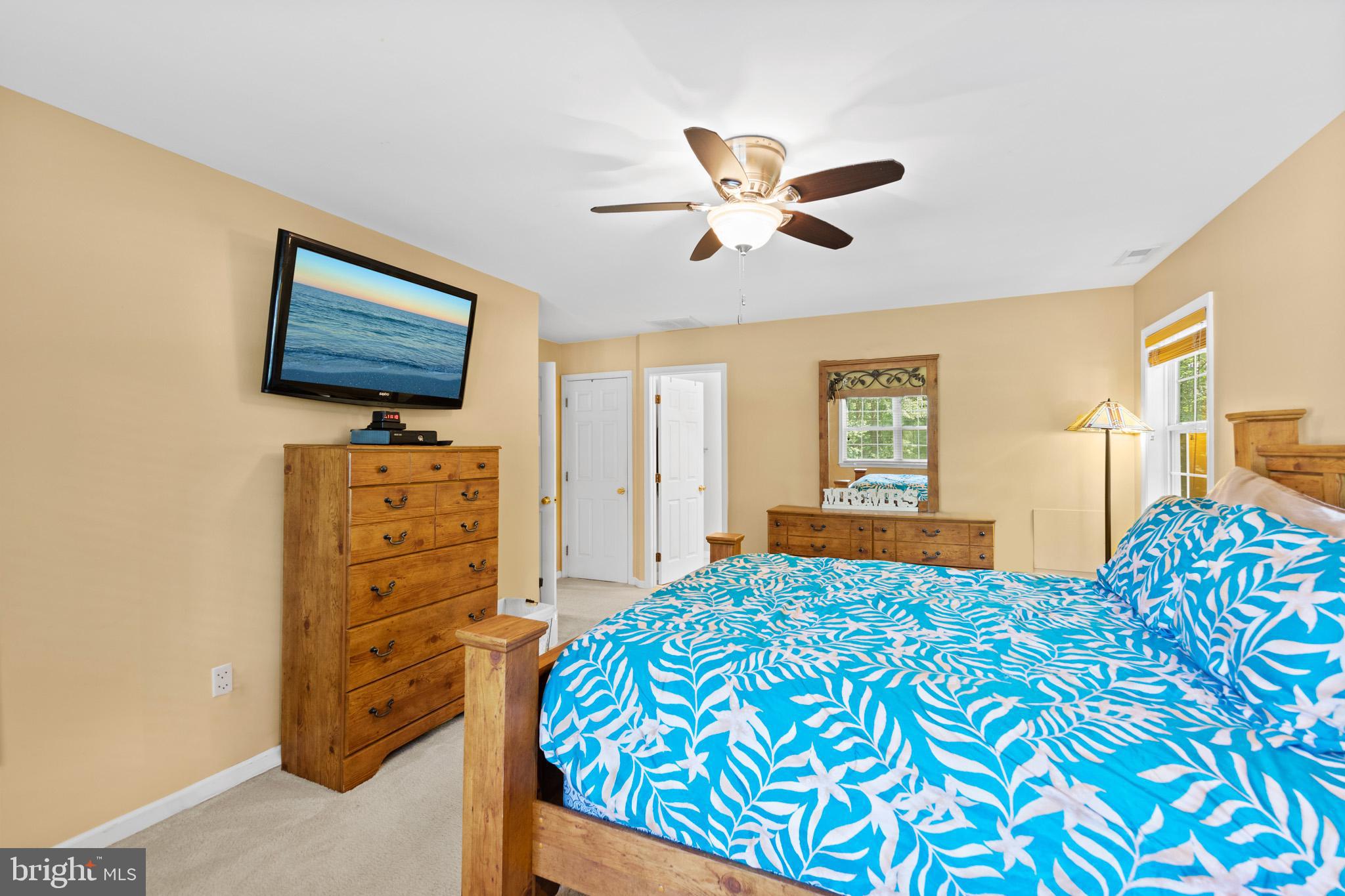 WHITE OAK - Residential