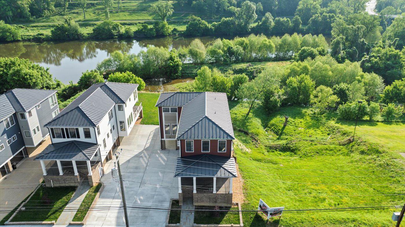 DOWNTOWN FREDERICKSBURG - Residential