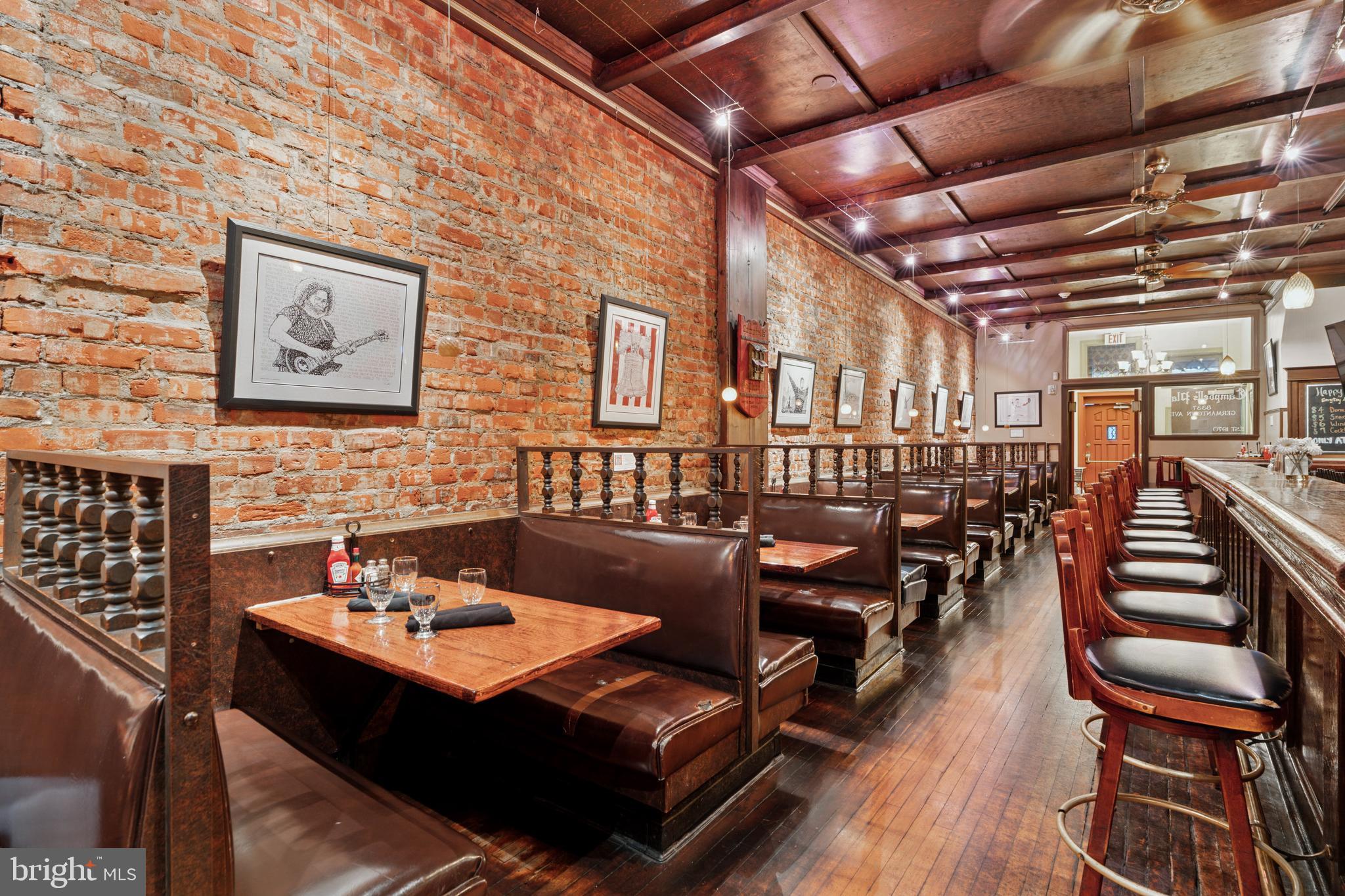 CHESTNUT HILL - Commercial Sale