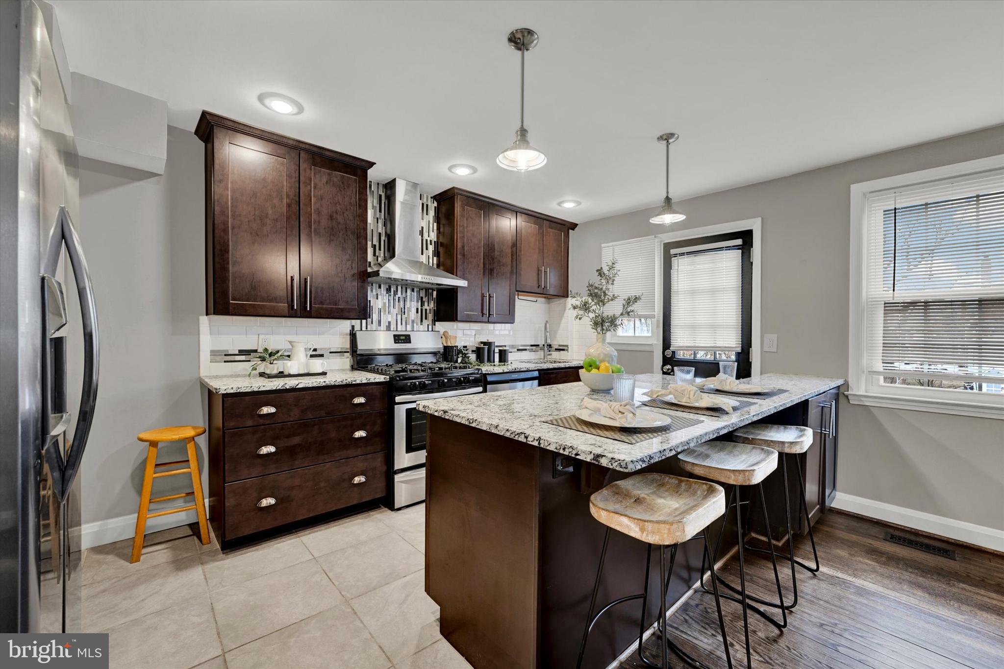 KNETTISHALL - Residential