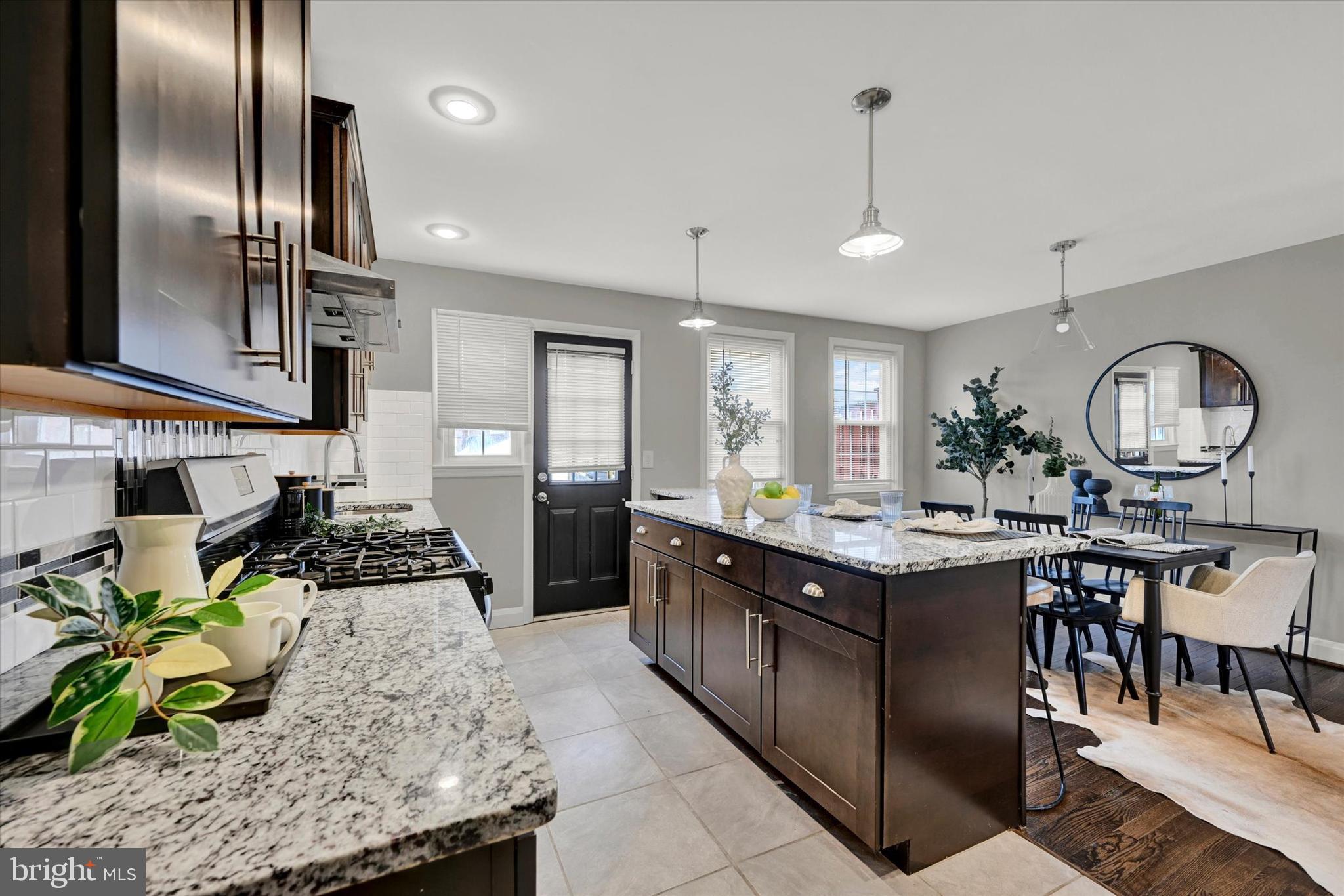 KNETTISHALL - Residential